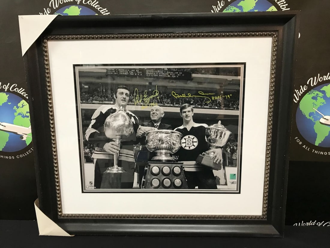 BOBBY ORR AND PHIL ESPOSITO SIGNED ADN FRAMED PHOTO (1 of 1)