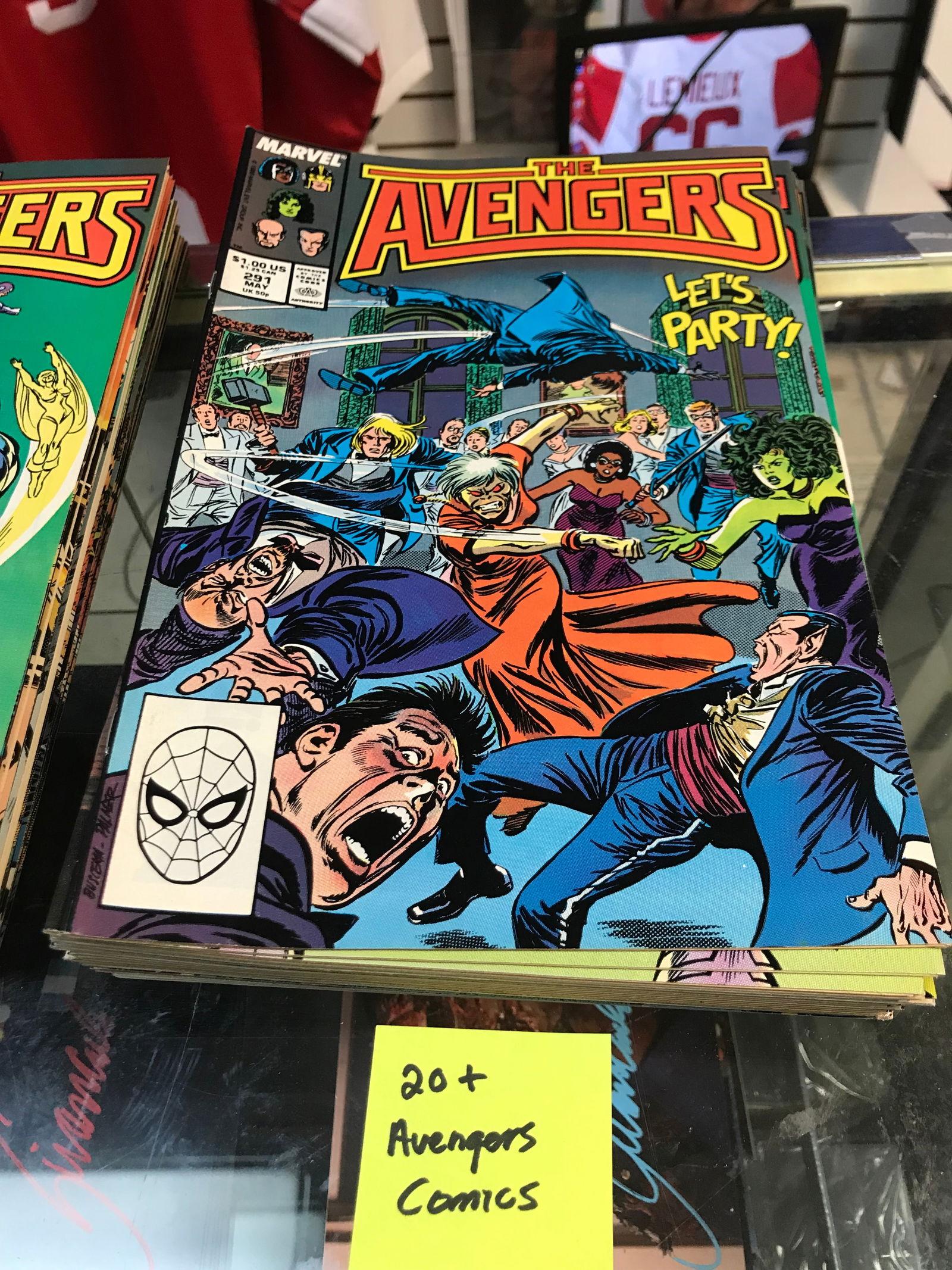 LOT OF 20 AVENGERS COMICS (MARVEL COMICS) (1 of 1)