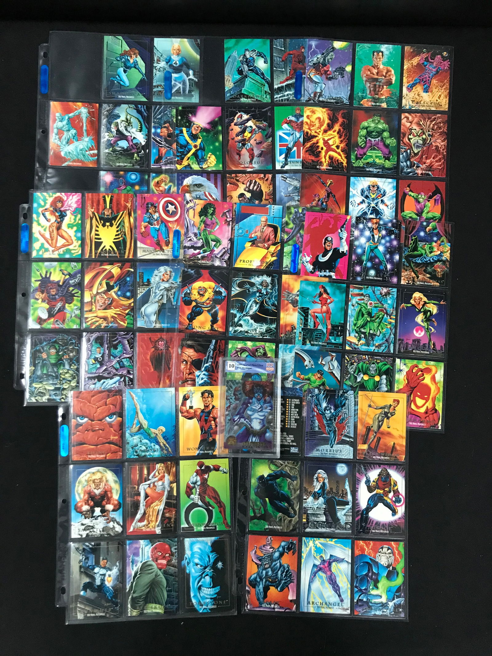 LARGE LOT OF VINTAGE MARVEL CARDS (1 of 2)