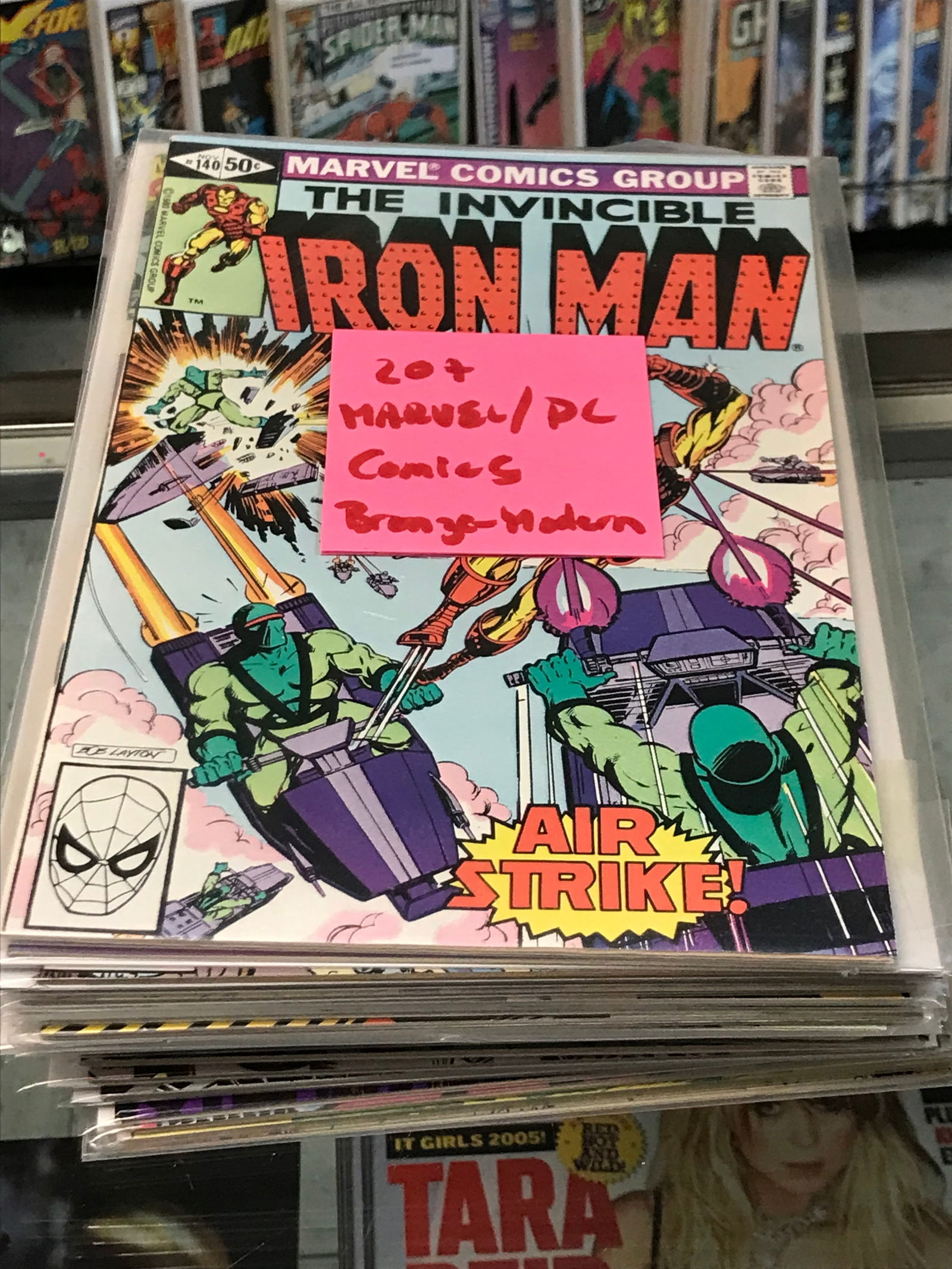 LOT OF 20 PLUS MARVEL AND DC SUPERHERO COMICS (BRONZE AND MODERN AGE) (1 of 1)