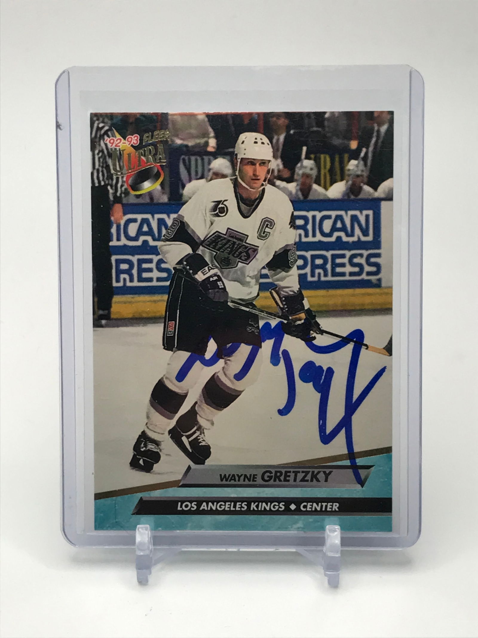 WAYNE GRETZKY SIGNED NHL TRADING CARDS GCG COA: Prices are in Canadian dollars