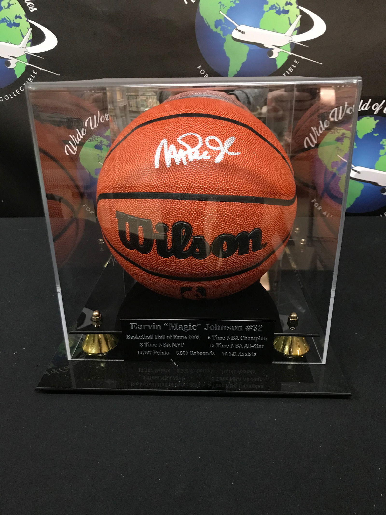 EARVIN "MAGIC" JOHNSON SIGNED ENCASED BASKETBALL (BECKETT COA) (1 of 4)