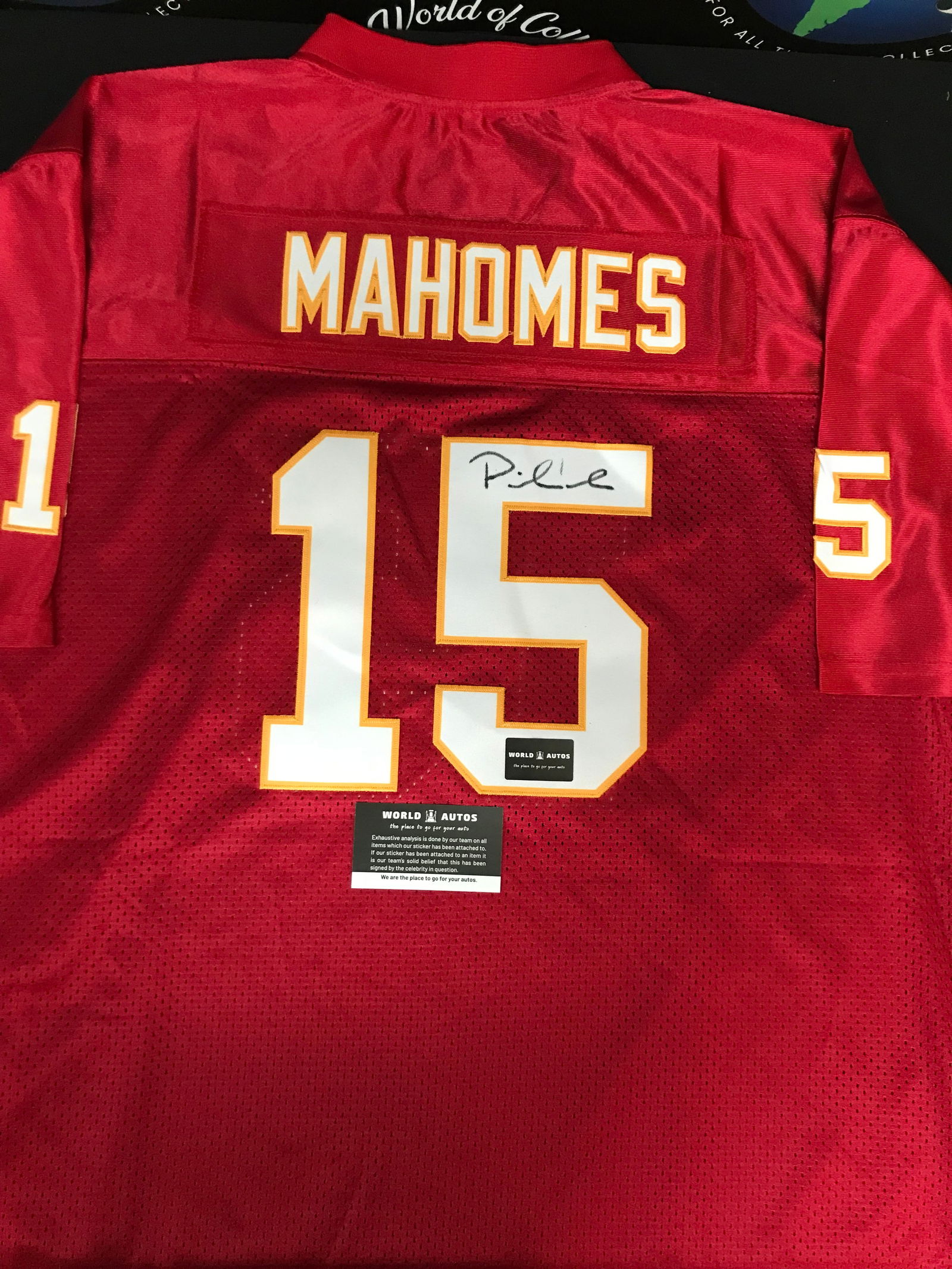 PATRICK MAHOMES SIGNED JERSEY WORLD AUTO COA (1 of 3)