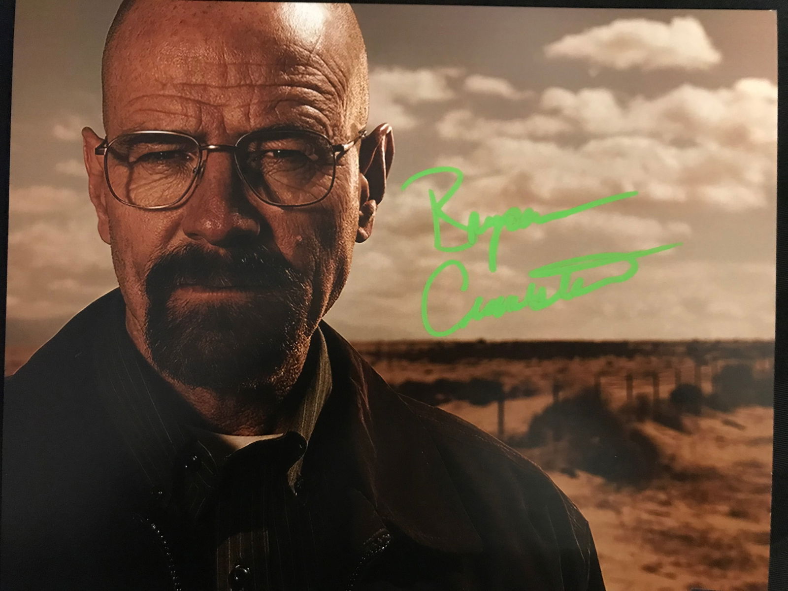 BRYAN CRANSTON SIGNED "WALTER WHITE" 8x10 PHOTO (WORLD AUTOS COA) (1 of 2)