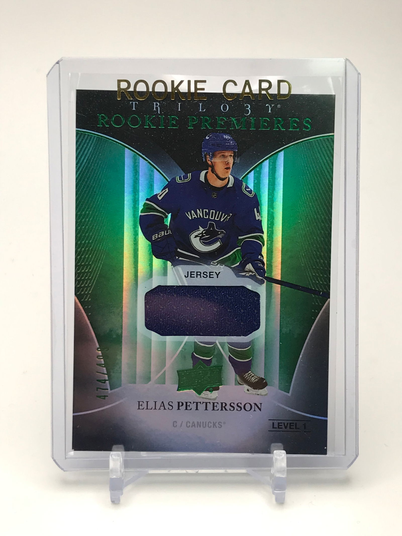2018 ELIAS PETTERSSON UPPER DECK ROOKIE PREMIER CARD (UPPER DECK COA) (1 of 2)