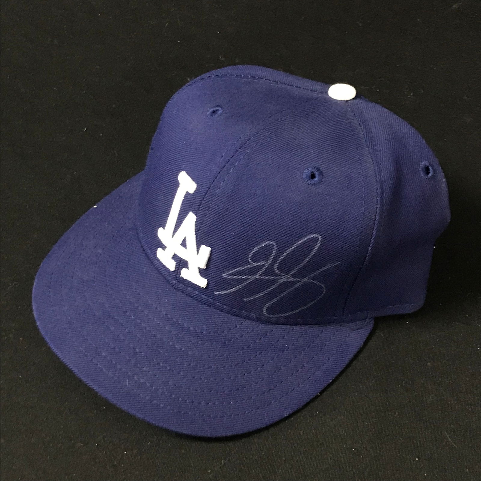 ERIC GAGNE SIGNED LA DODGERS BASEBALL HAT (1 of 1)
