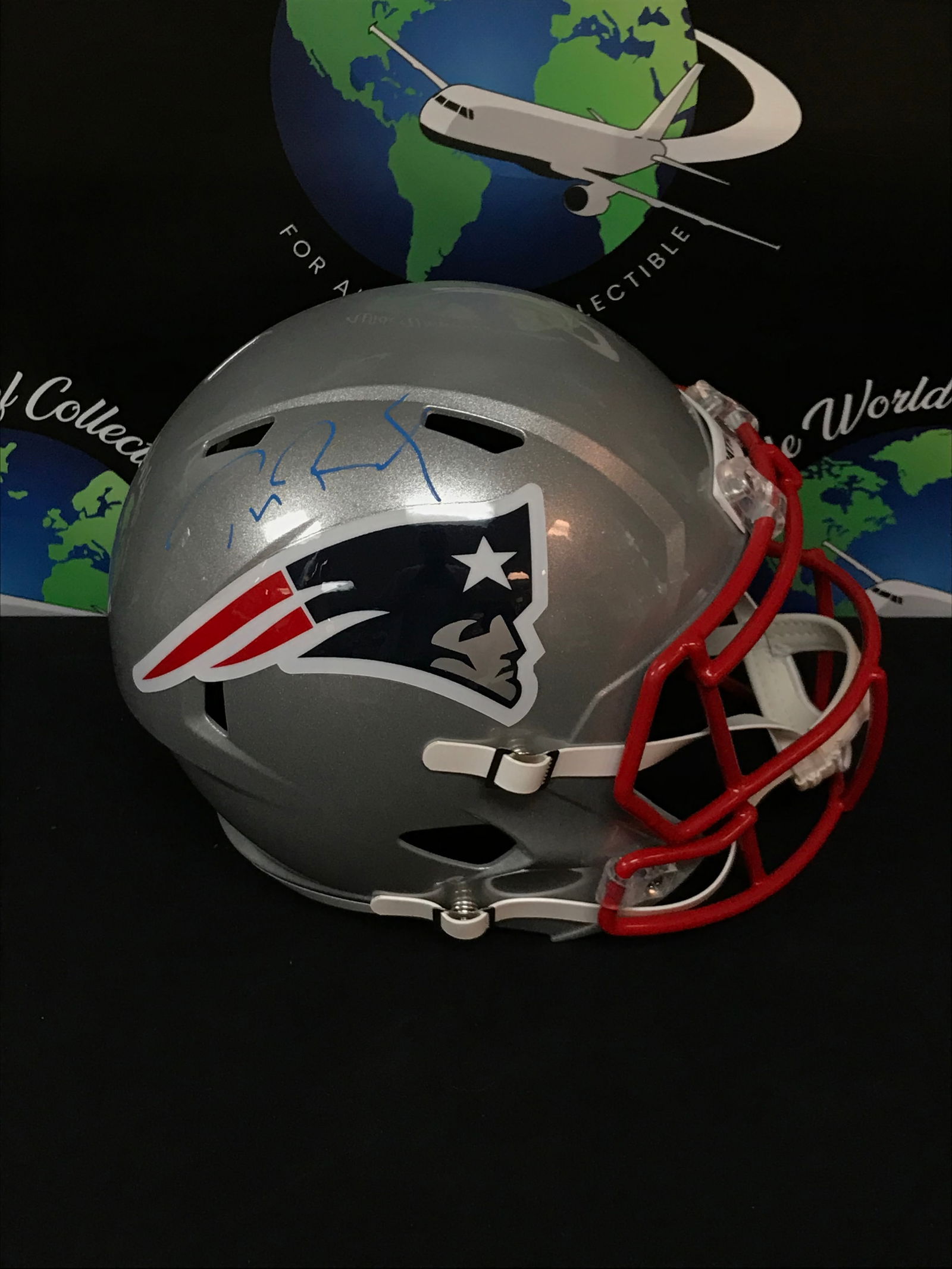 TOM BRADY SIGNED PATRIOTS HELMET FANATICS COA (1 of 4)