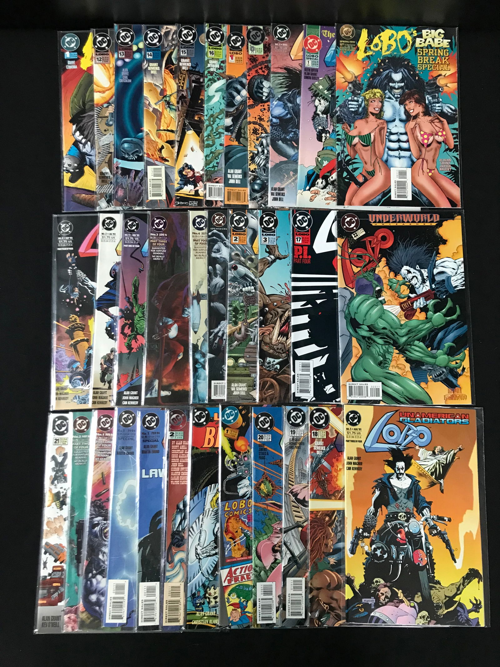 LOT OF 33 COMICS VARIOUS TITLES (DC COMICS) (1 of 1)