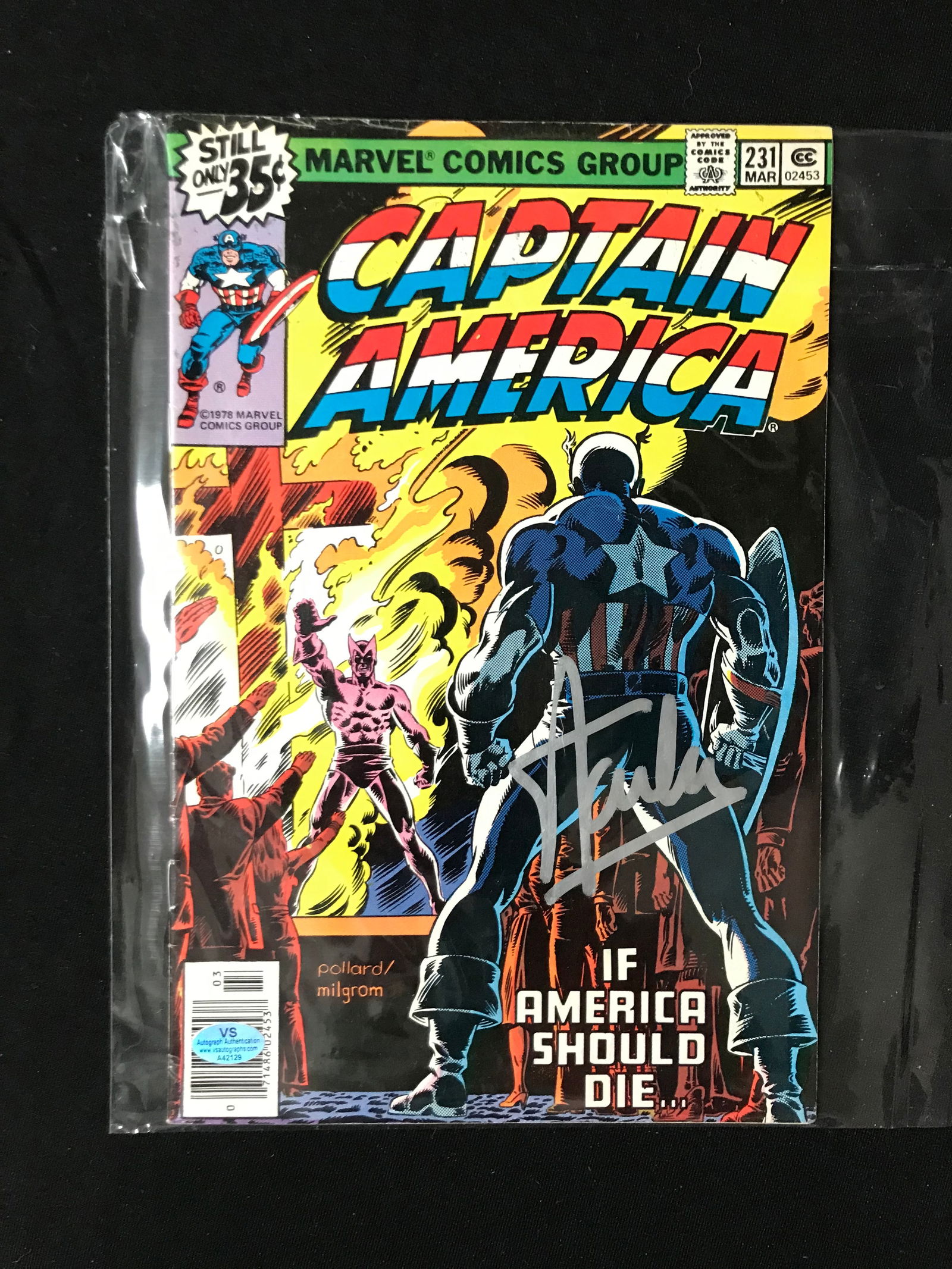 STAN LEE SIGNED CAPTAIN AMERICA #231 (VS COA) (1 of 2)