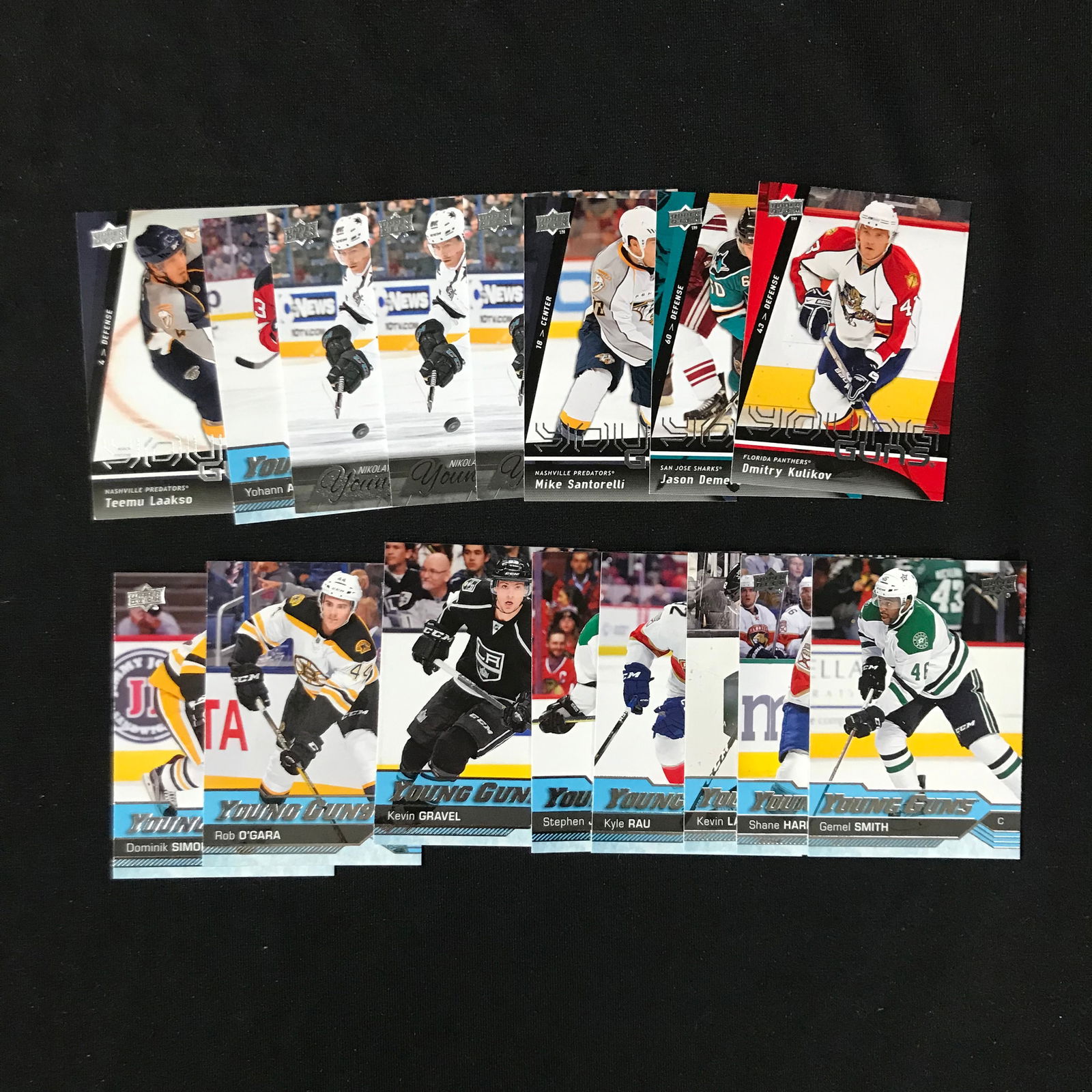 LOT OF 16 UPPER DECK YOUNG GUNS HOCKEY CARDS (1 of 1)