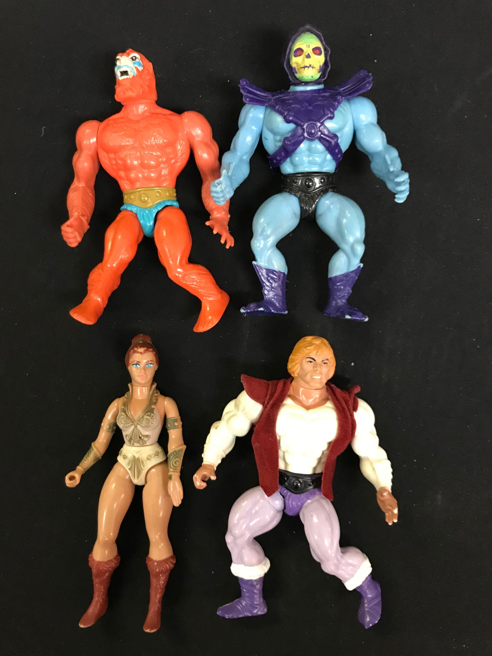 LOT OF VINTAGE HE-MAN MASTERS OF THE UNIVERSE FIGURES: Prices are in Canadian dollars