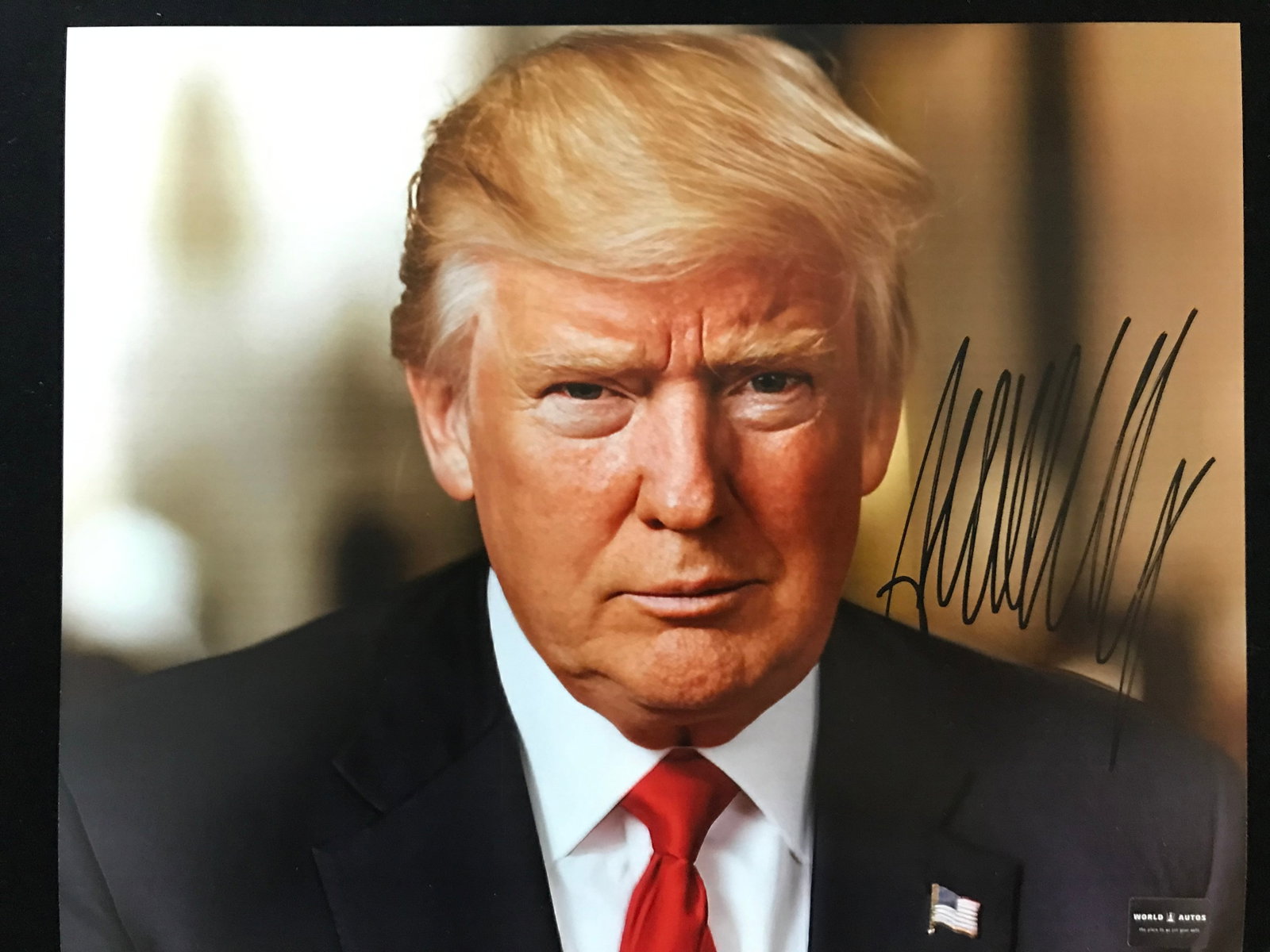 DONALD TRUMP SIGNED 8X10 PHOTO WORLD AUTOS COA: Prices are in Canadian dollars
