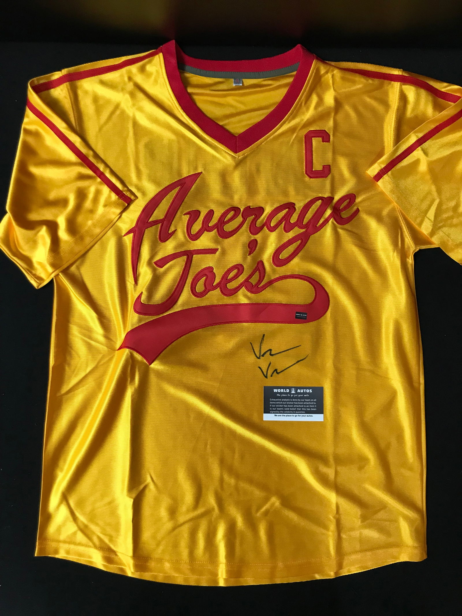 VINCE VAUGHN SIGNED 'AVERAGE JOES' JERSEY WORLD AUTOS COA (1 of 3)