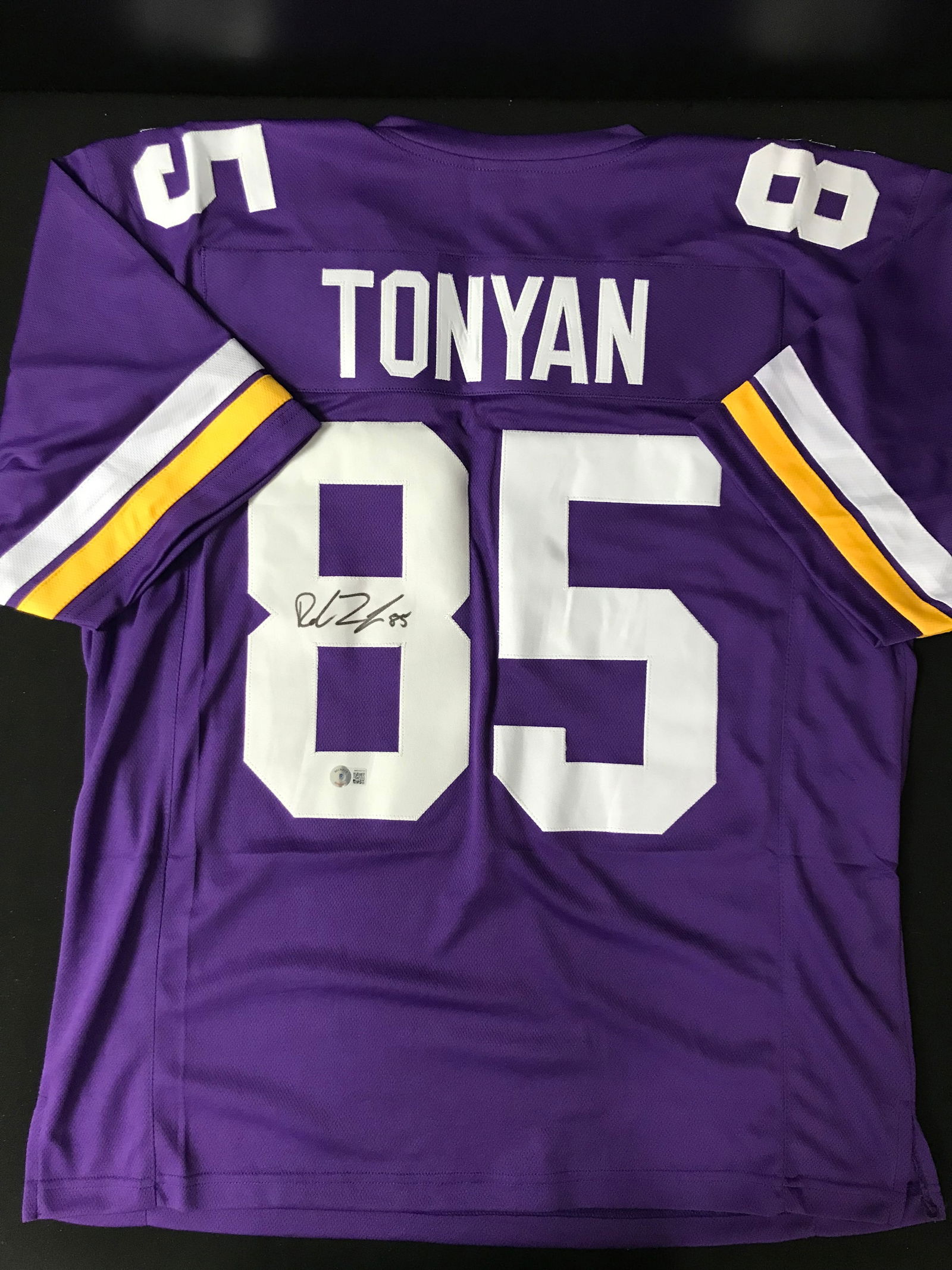 ROBERT TONYAN SIGNED MINNESOTA VIKING JERSEY (BECKETT COA) (1 of 3)