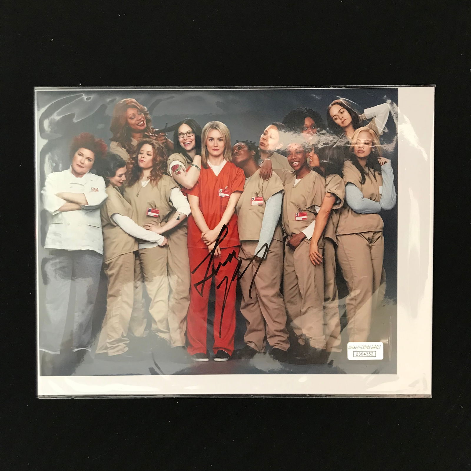 LAURA PREPON SIGNED 8 X 10 (AUTHENTICATION DIRECT COA) (1 of 2)