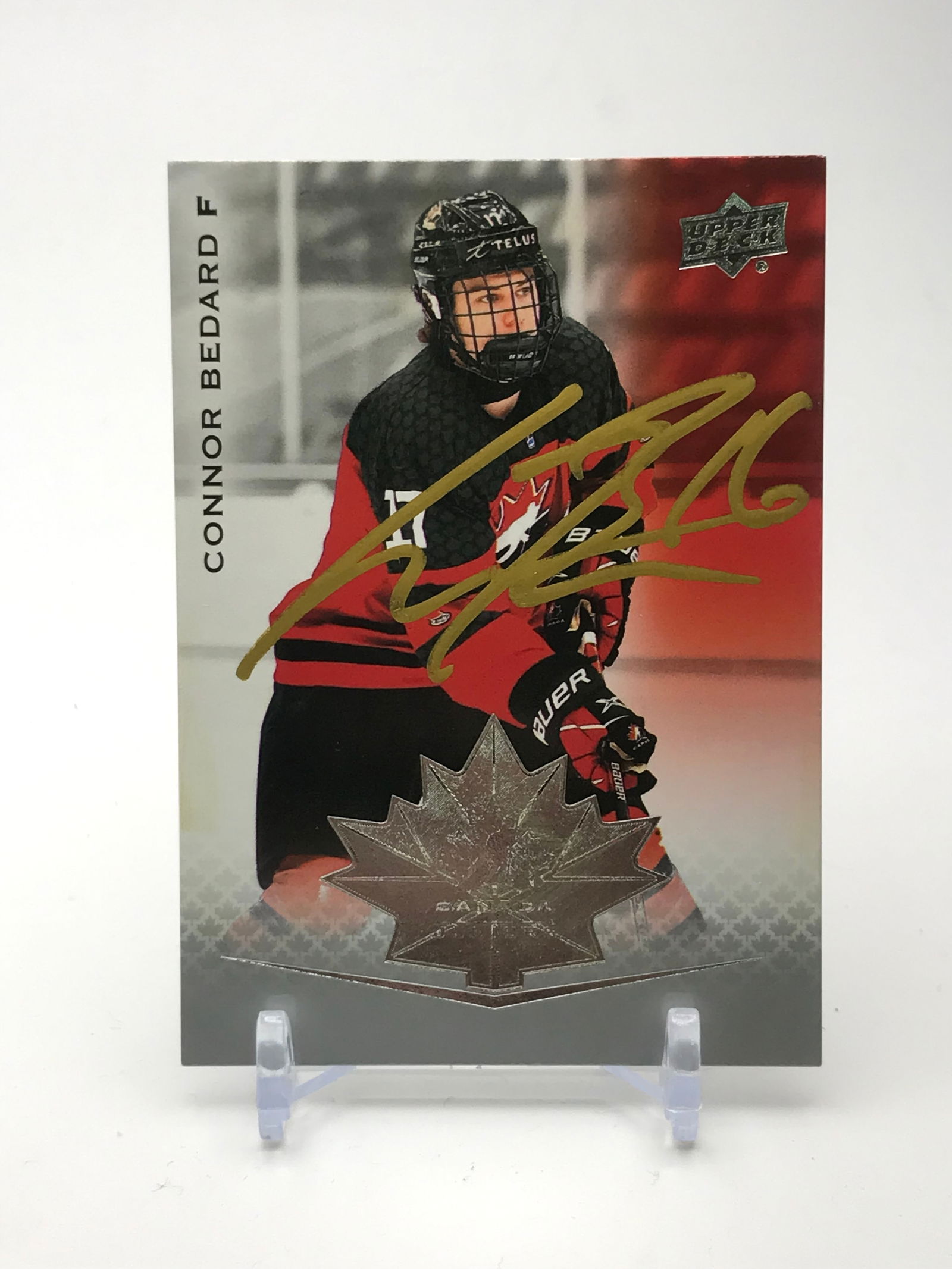 2021 CONNOR BEDARD SIGNED UPPER DECK TEAM CANADA JUNIORS CARD NO. 32 (1 of 2)