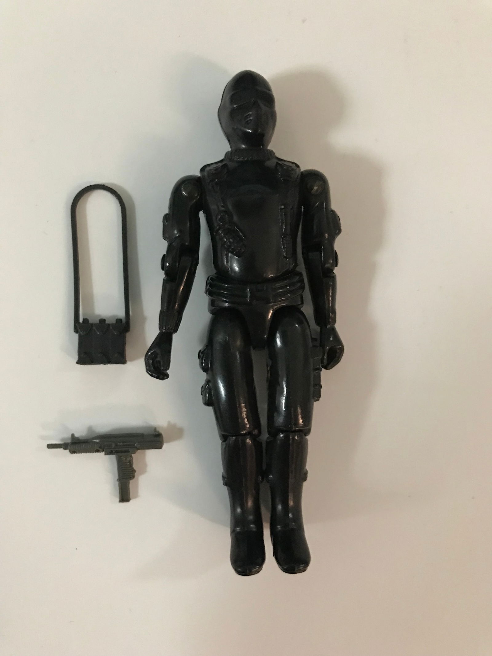 1980'S MINT CONDITION G.I JOE SNAKE EYES ACTION FIGURE WITH WEAPONS (1 of 2)