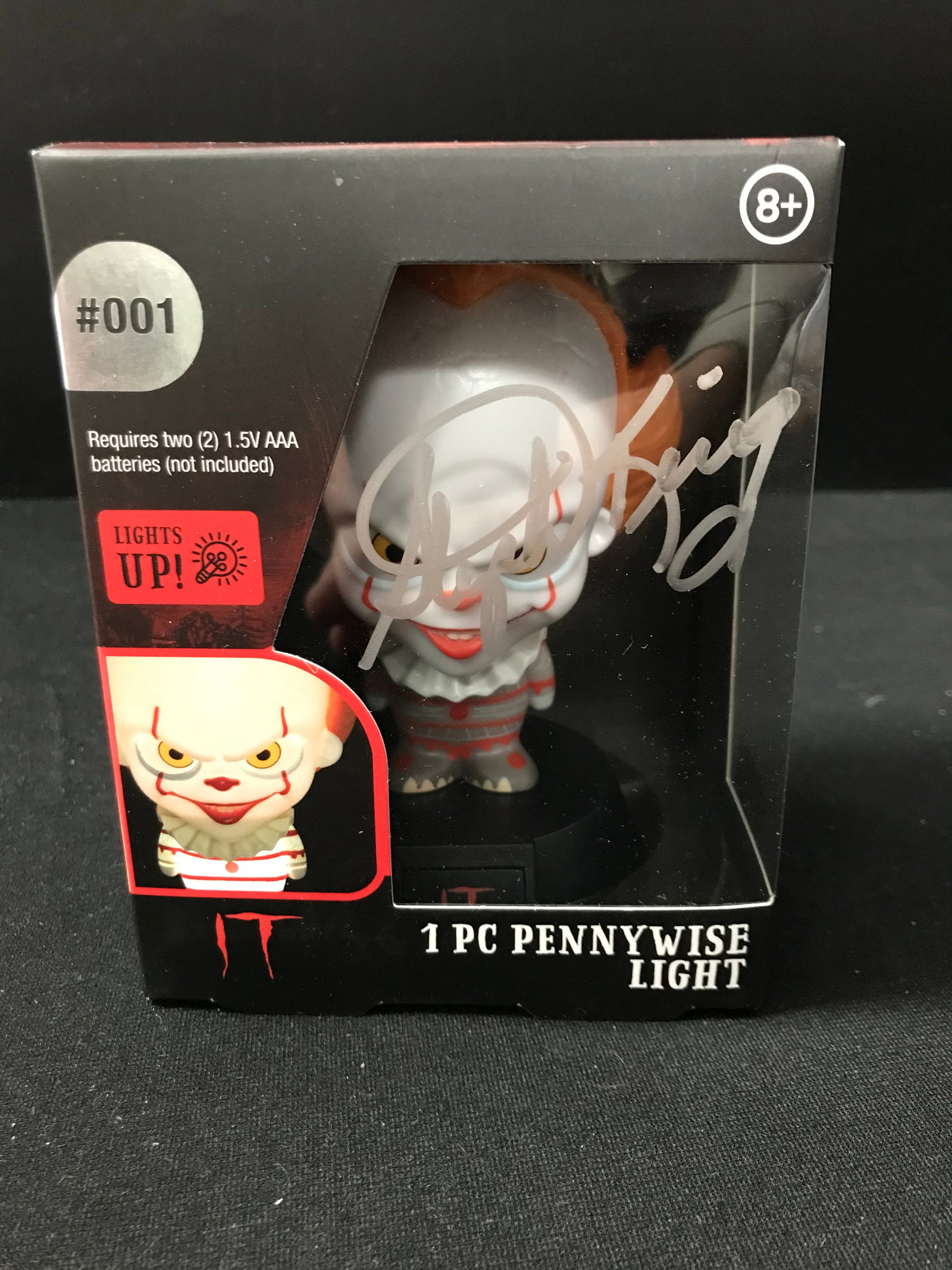 STEPHEN KING SINGED "PENNYWISE" FROM IT LIGHT (AUTHENTICATION DIRECT COA): Prices are in Canadian dollars