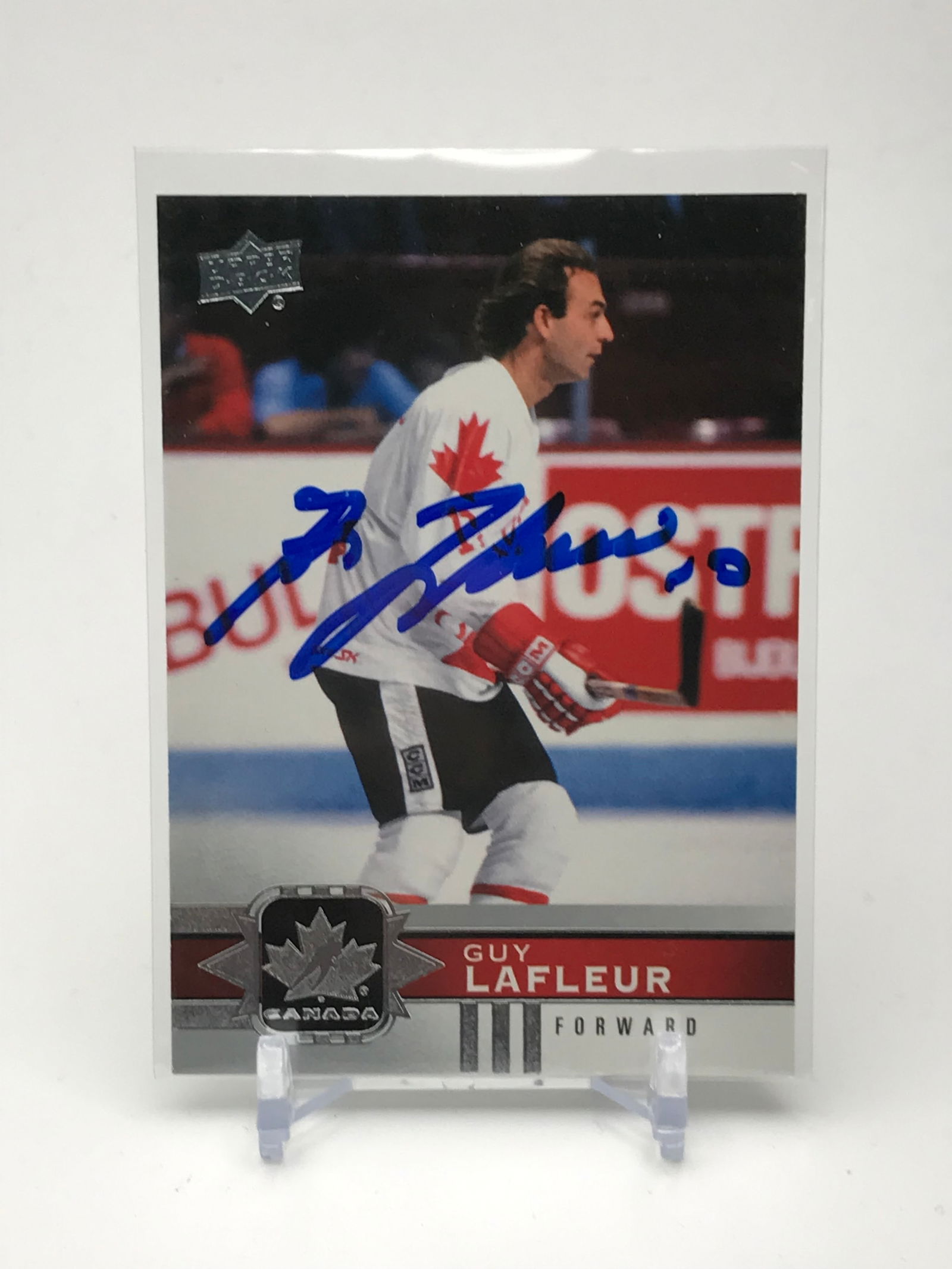2017-18 GUY LAFLEUR SIGNED UPPER DECK TEAM CANADA HOCKEY CARD NO. 136 (1 of 2)