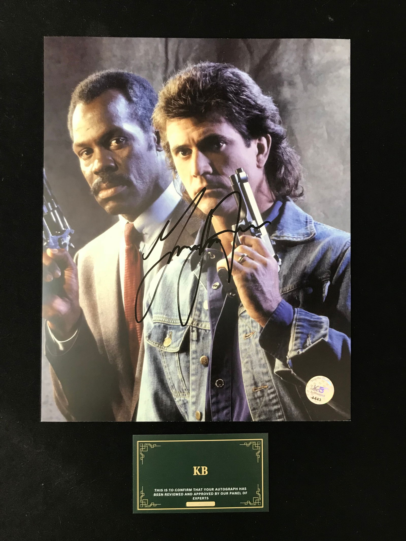 MEL GIBSON SIGNED "LETHAL WEAPON" 8X10 PHOTO (KB AUTHENTICS COA) (1 of 1)
