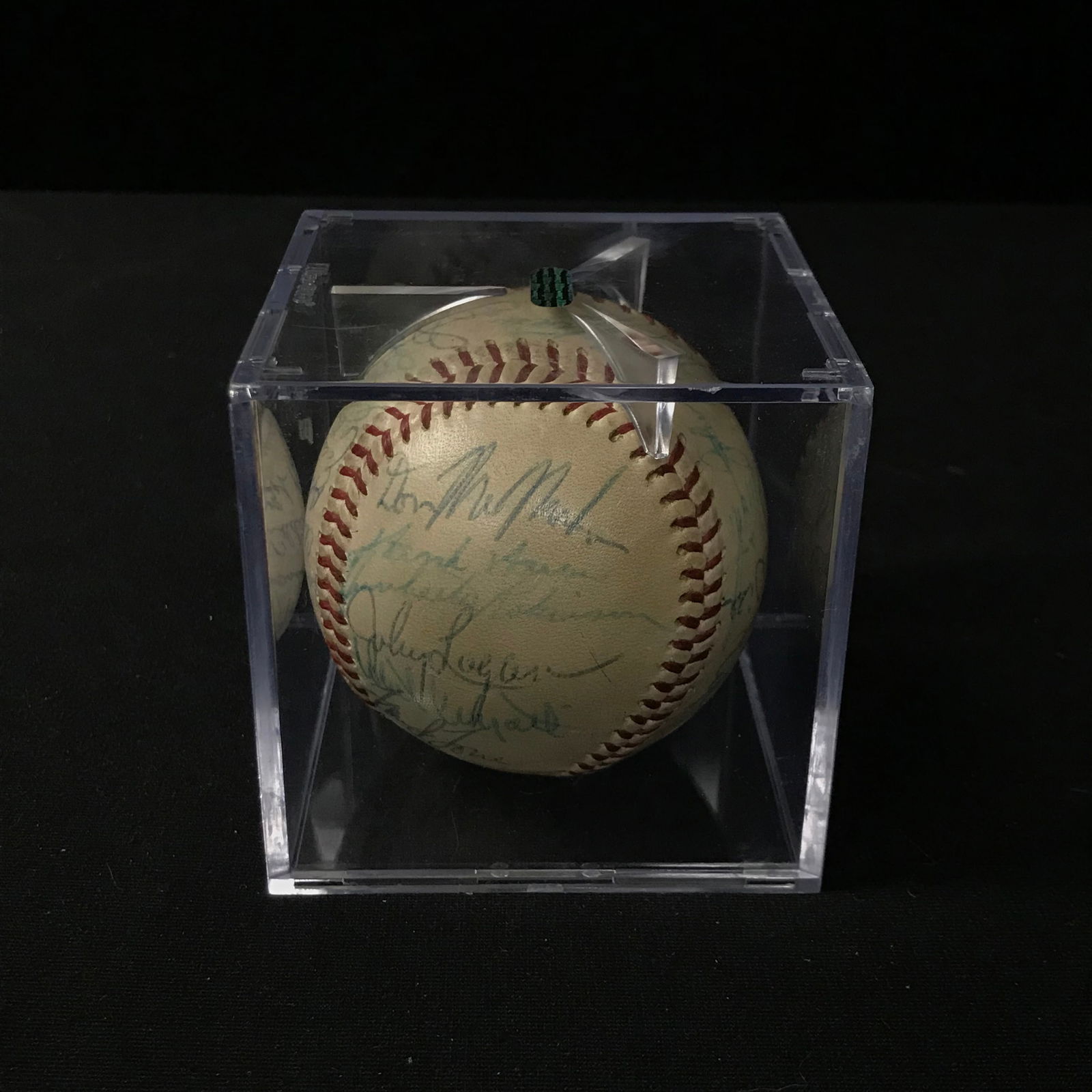 1958 NATIONAL LEAGUE CHAMPS MILWAUKEE BRAVES TEAM SIGNED BASEBALL - 30 SIGNATURES (JSA COA) (1 of 5)