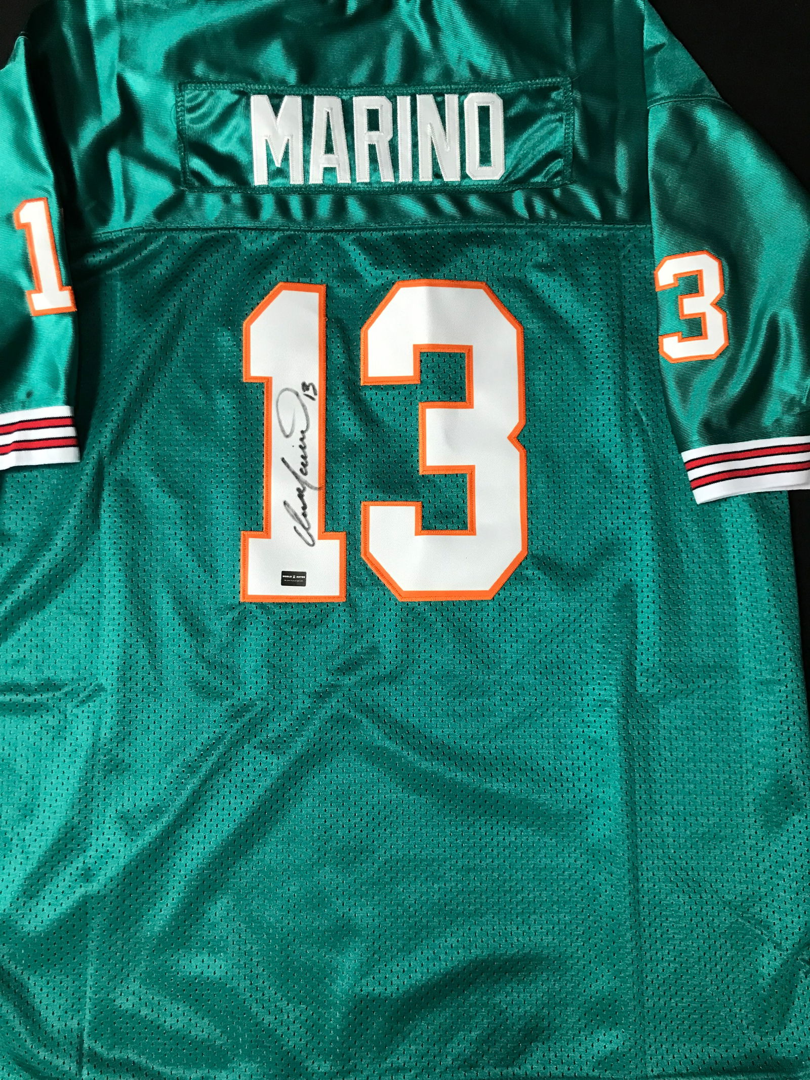 DAN MARINO SIGNED JERSEY (WORLD AUTOS COA) (1 of 3)