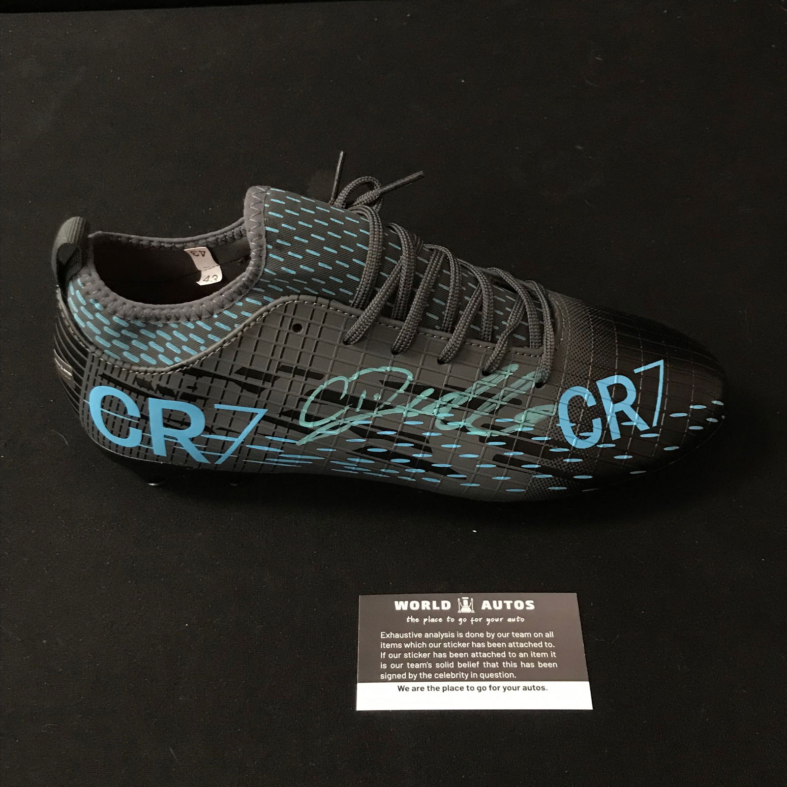 CHRISTIANO RONALDO SIGNED CLEAT (WORLD AUTOS COA) (1 of 2)