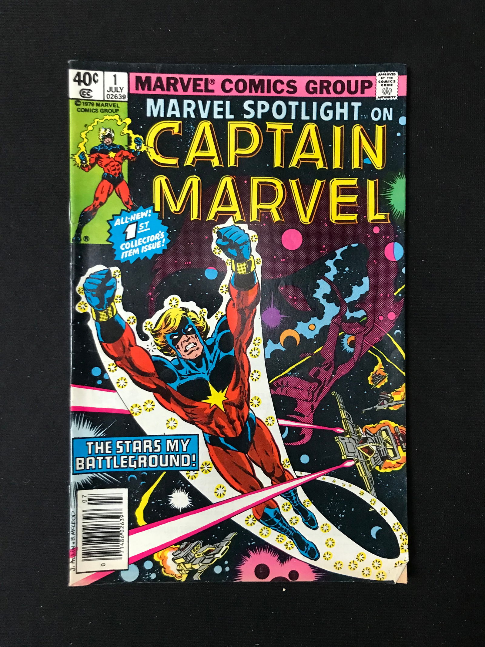 MARVEL COMICS NO.1 CAPTAIN MARVEL (1 of 1)