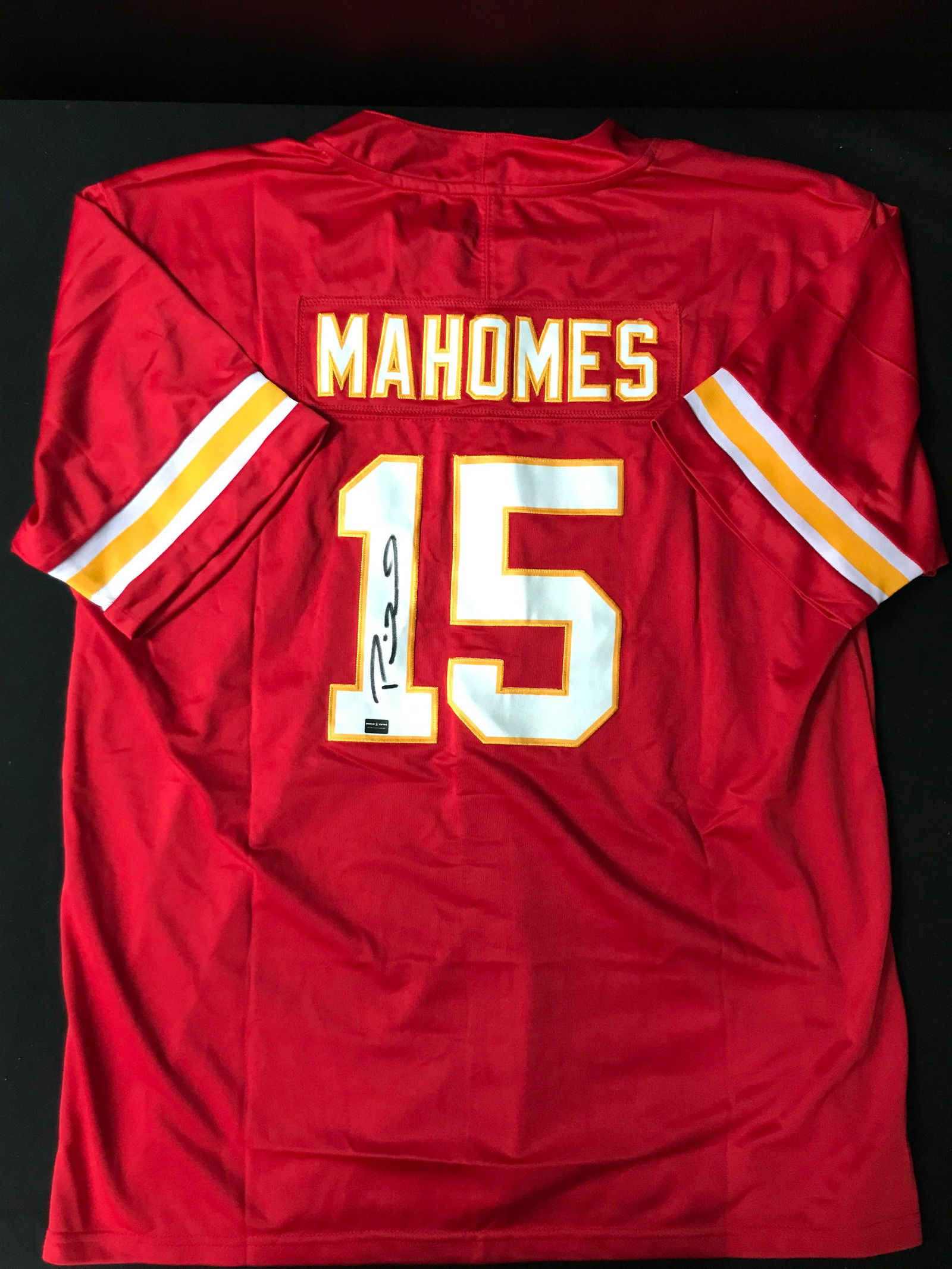 PATRICK MAHOMES SIGNED JERSEY (WORLD AUTOS COA) (1 of 3)