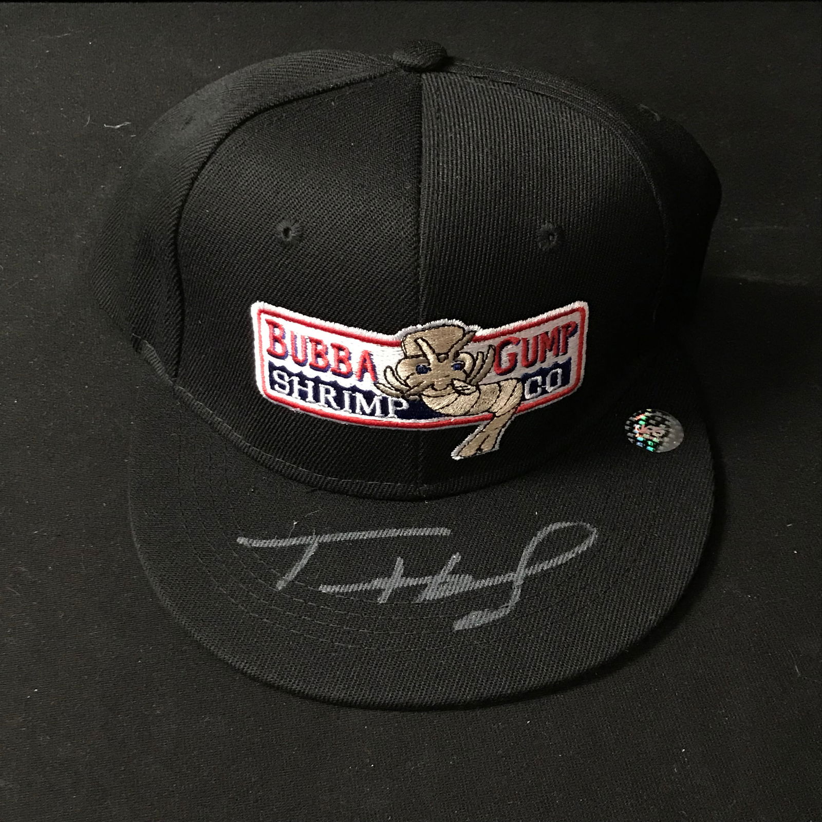 TOM HANKS SIGNED "FORREST GUMP" BUBBA GUMP SHRIMP HAT(KB AUTHENTICS COA) (1 of 2)