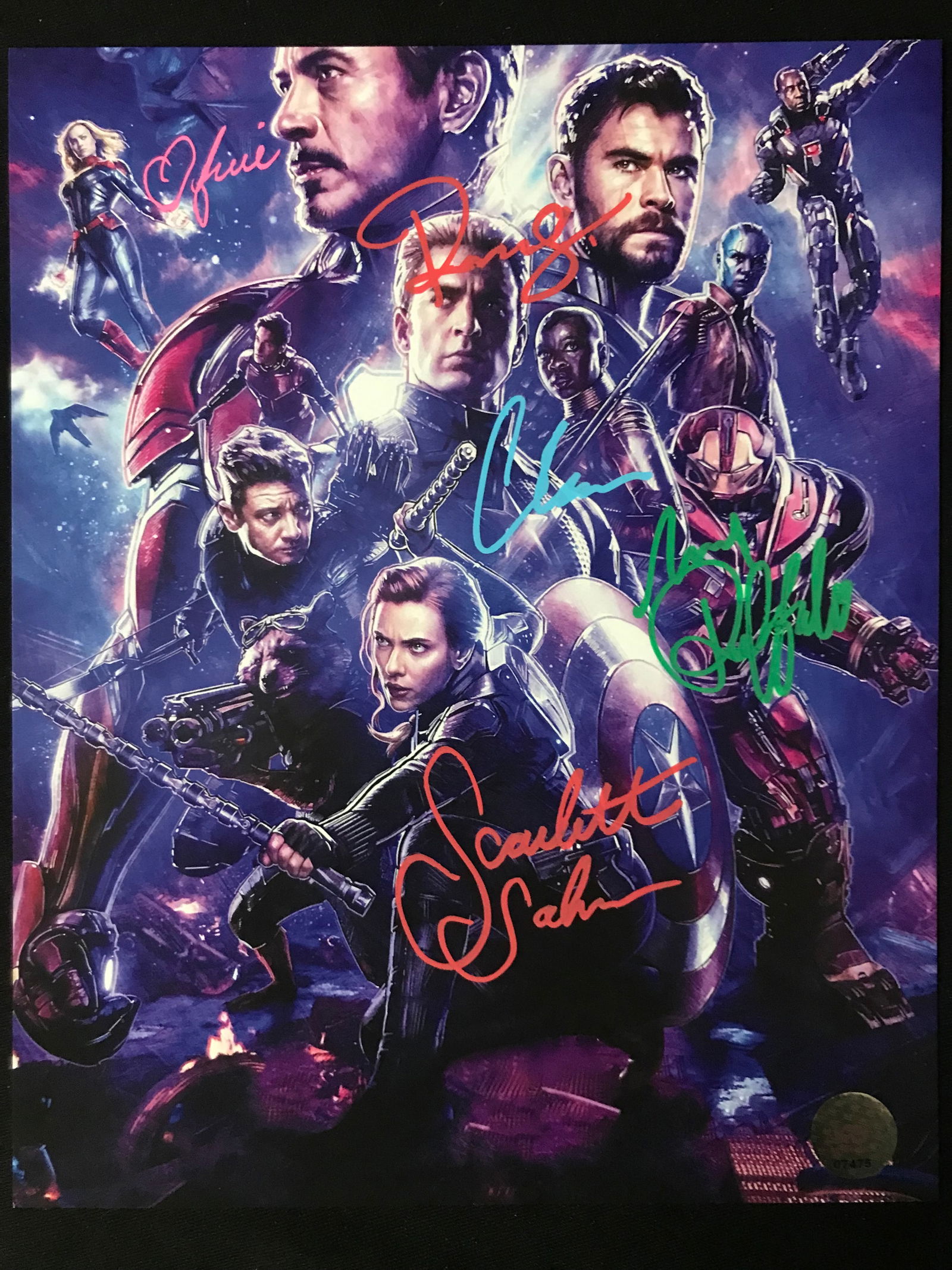 AVENGERS MULTI SIGNED 8 X 10 (KB AUTHENTICS COA) (1 of 1)