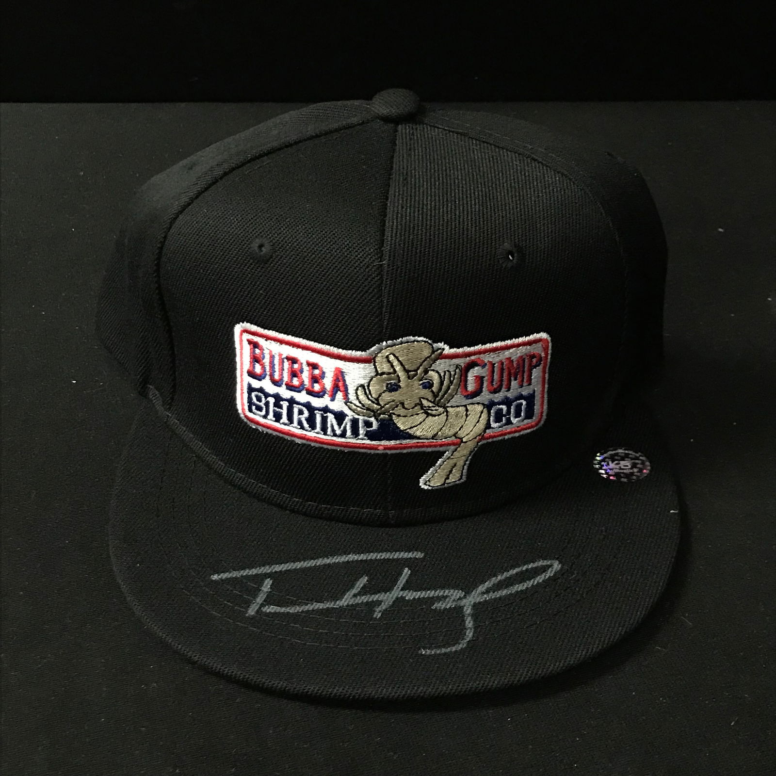 TOM HANKS SIGNED "FORREST GUMP" BUBBA GUMP SHRIMP HAT(KB AUTHENTICS COA) (1 of 1)