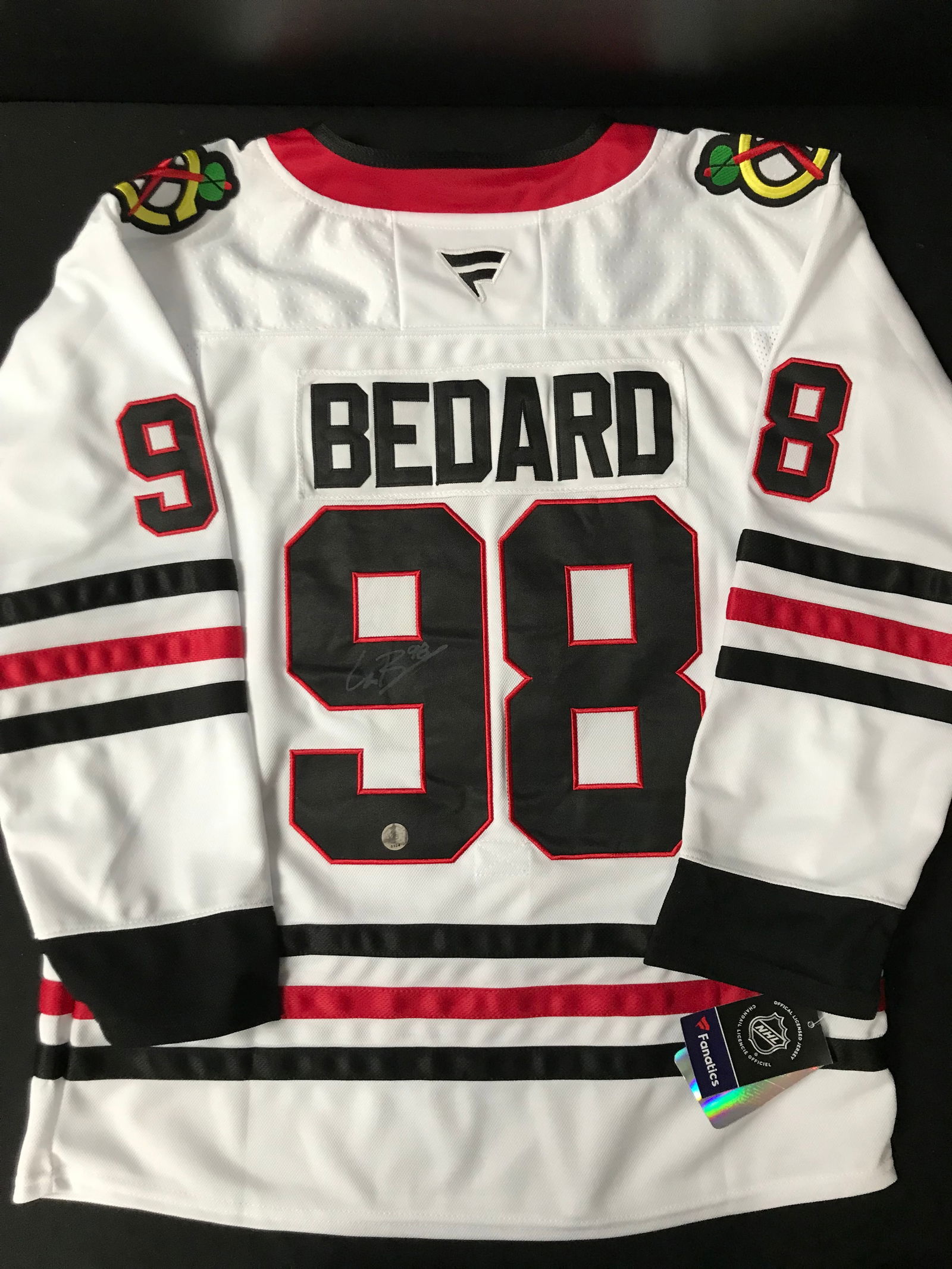 CONNOR BEDARD SIGNED CHICAGO BLACKHAWKS JERSEY (KB AUTHENTICS COA) (1 of 3)
