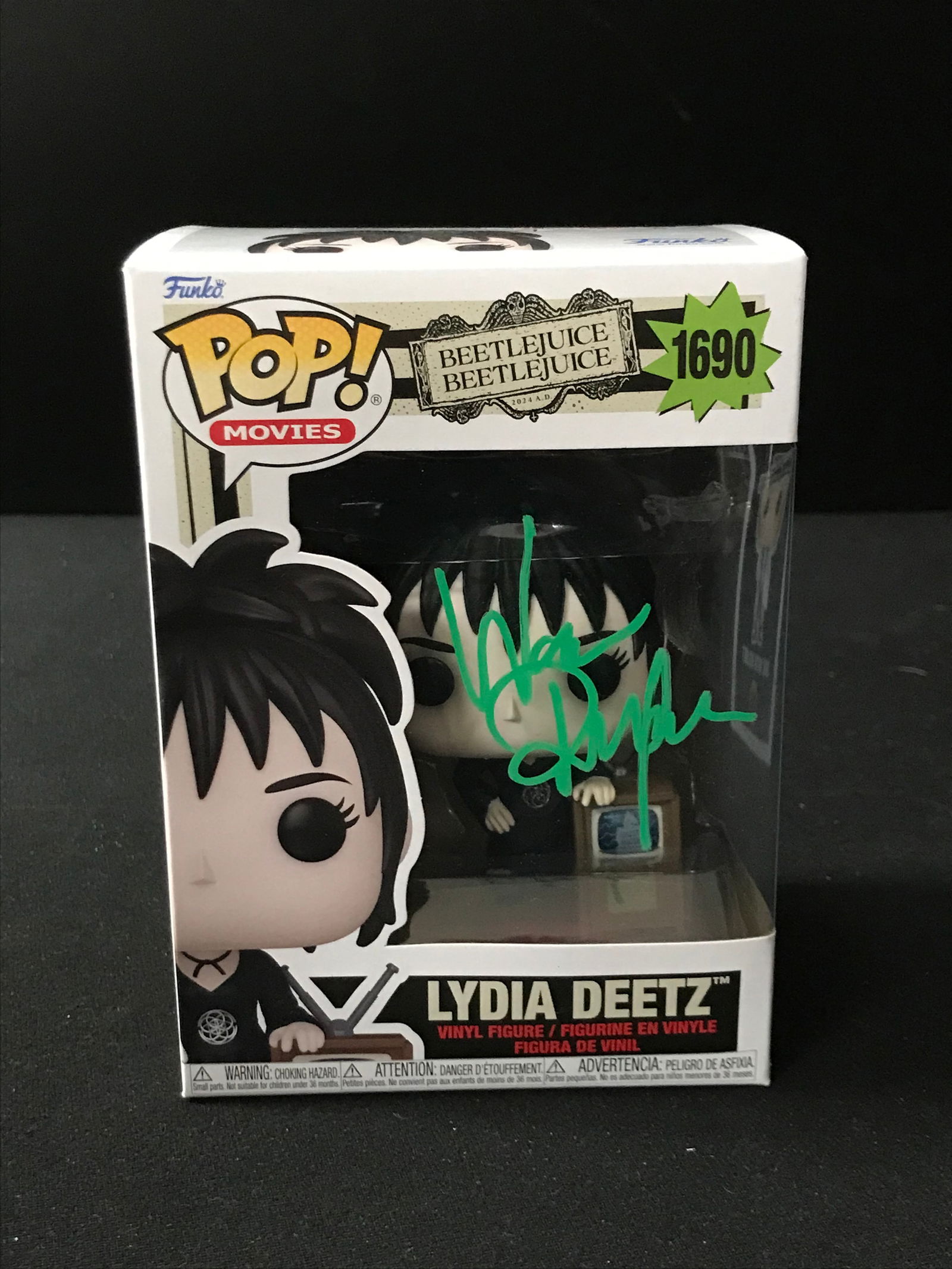 WINONA RYDER SIGNED FUNKO POP! KB COA (1 of 2)