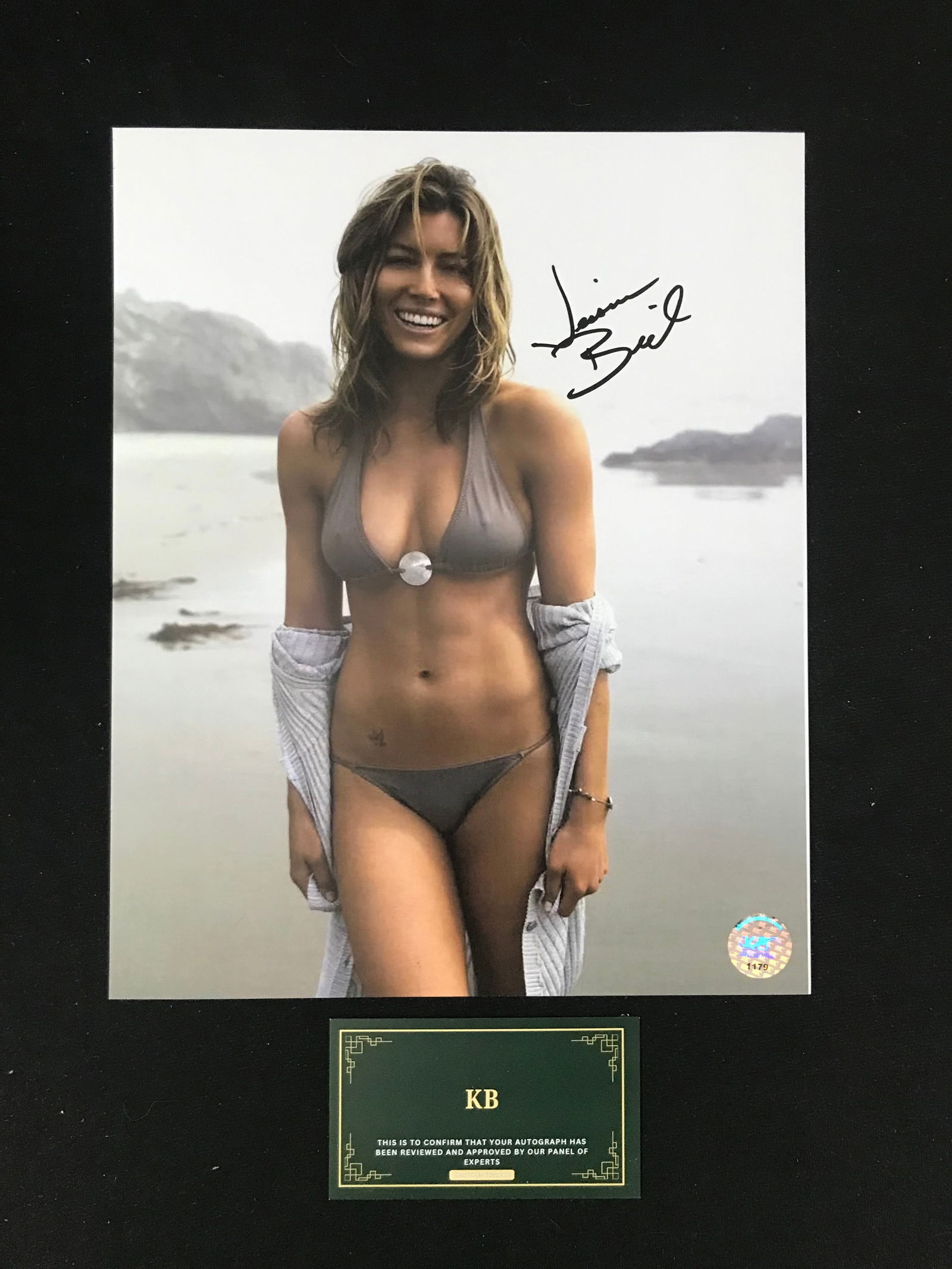 JESSICA BIEL SIGNED 8X10 PHOTO (KB AUTHENTICS COA) (1 of 1)