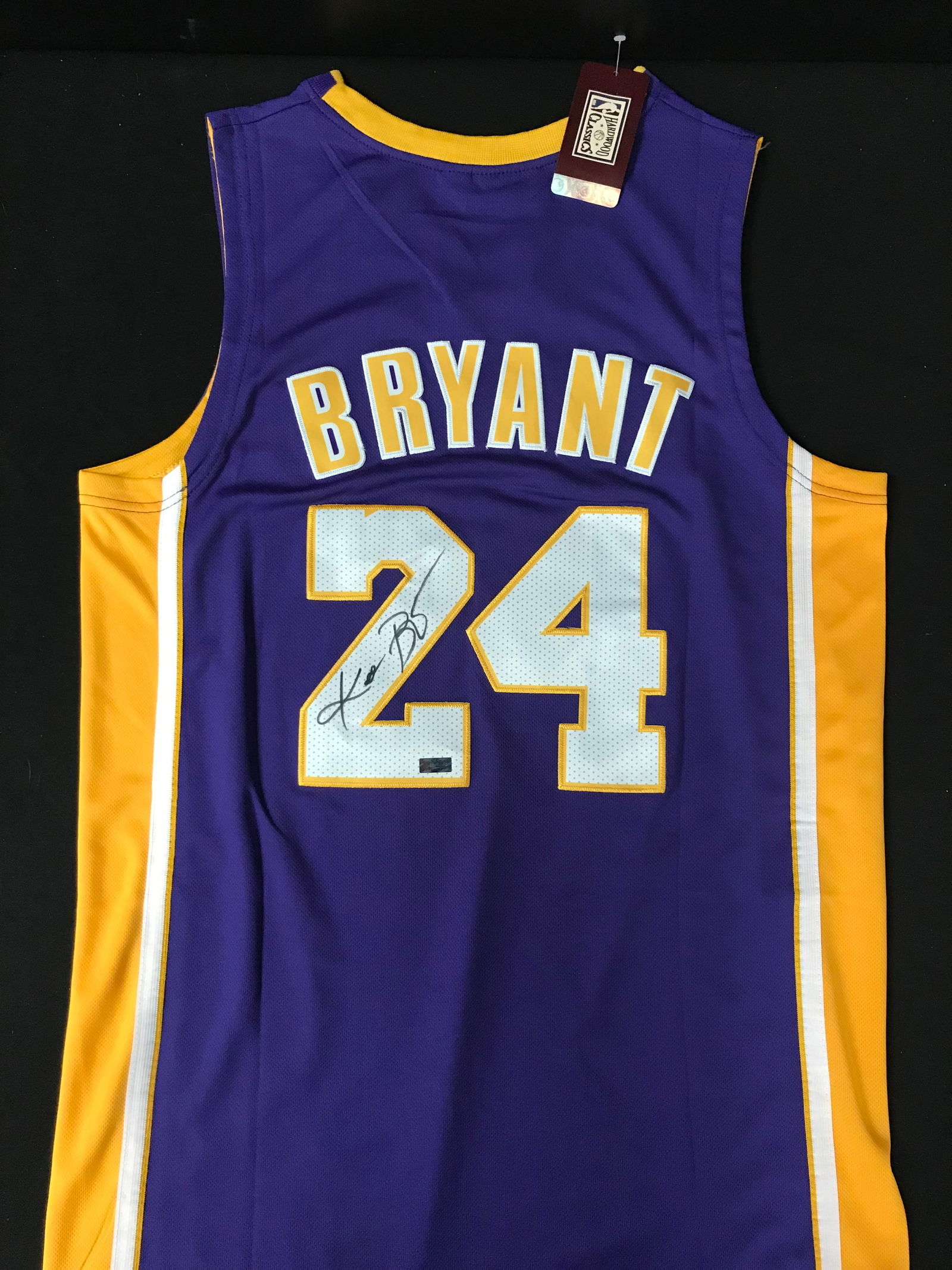 KOBE BRYANT SIGNED LA LAKERS PURPLE JERSEY  (PANINI COA) (1 of 4)