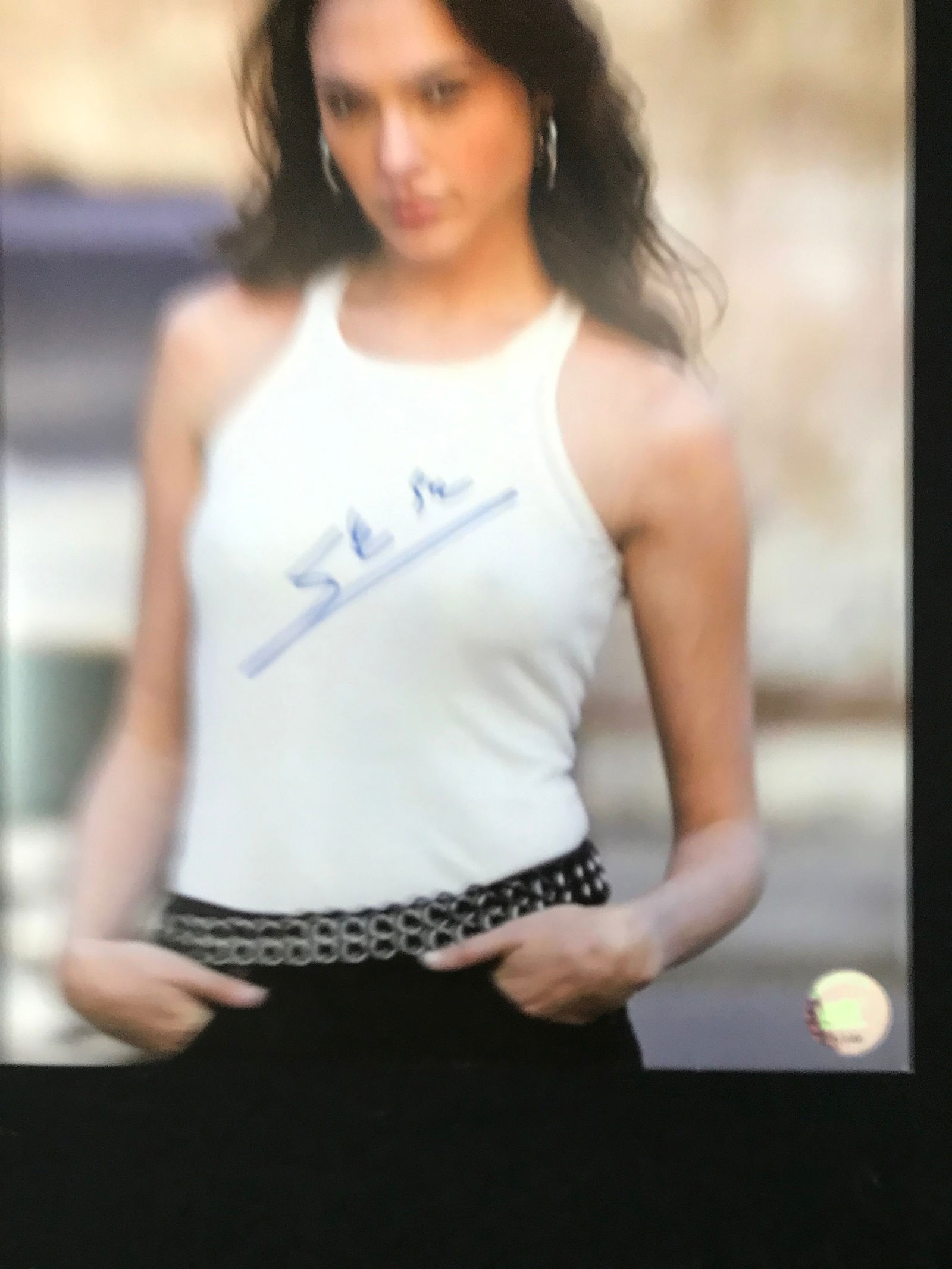 GAL GADOT SIGNED 8X10 PHOTO (KB AUTHENTICS COA) (1 of 1)