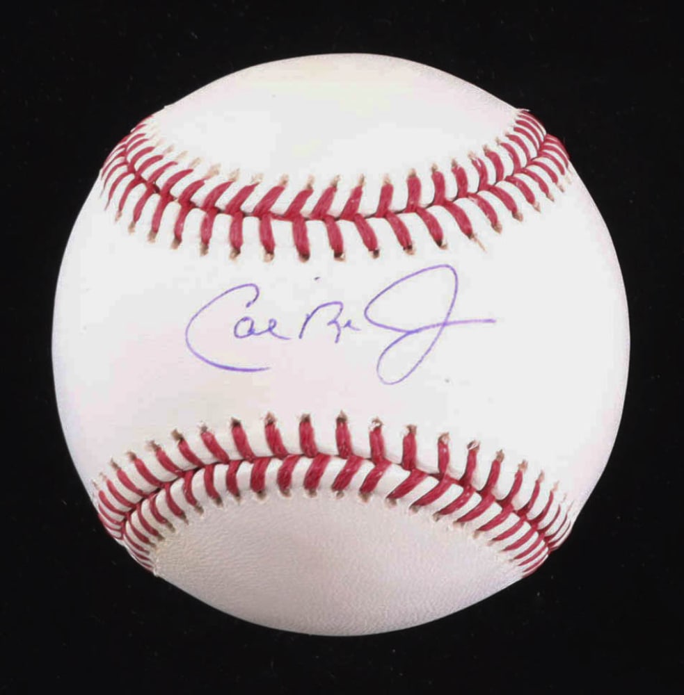 CAL RIPKIN JR. SIGNED RAWLINGS BASEBALL (FANATICS BASEBALL) (1 of 2)