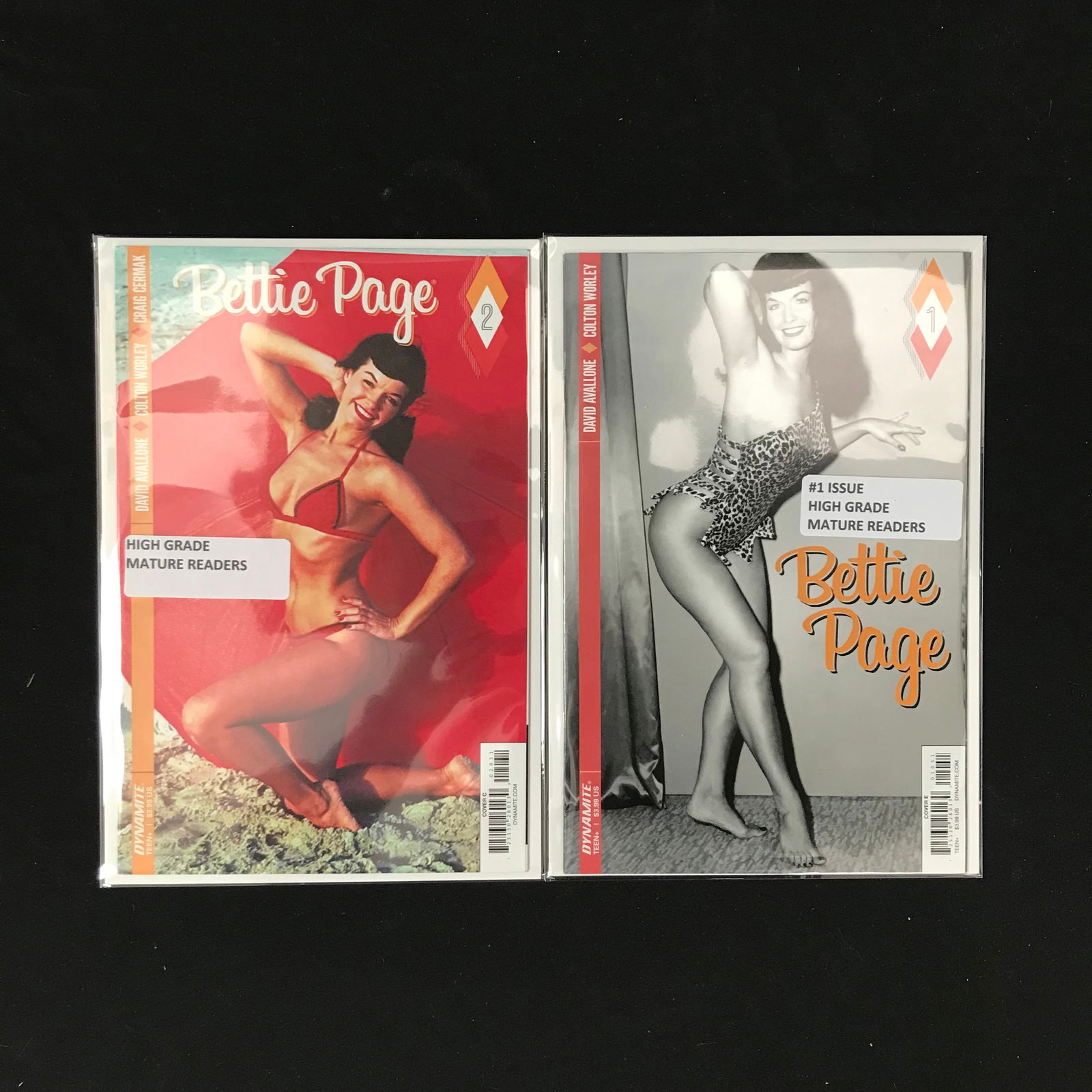 LOT OF 2 BETTY PAGE COMICS (DYNAMITE COMICS) (1 of 1)