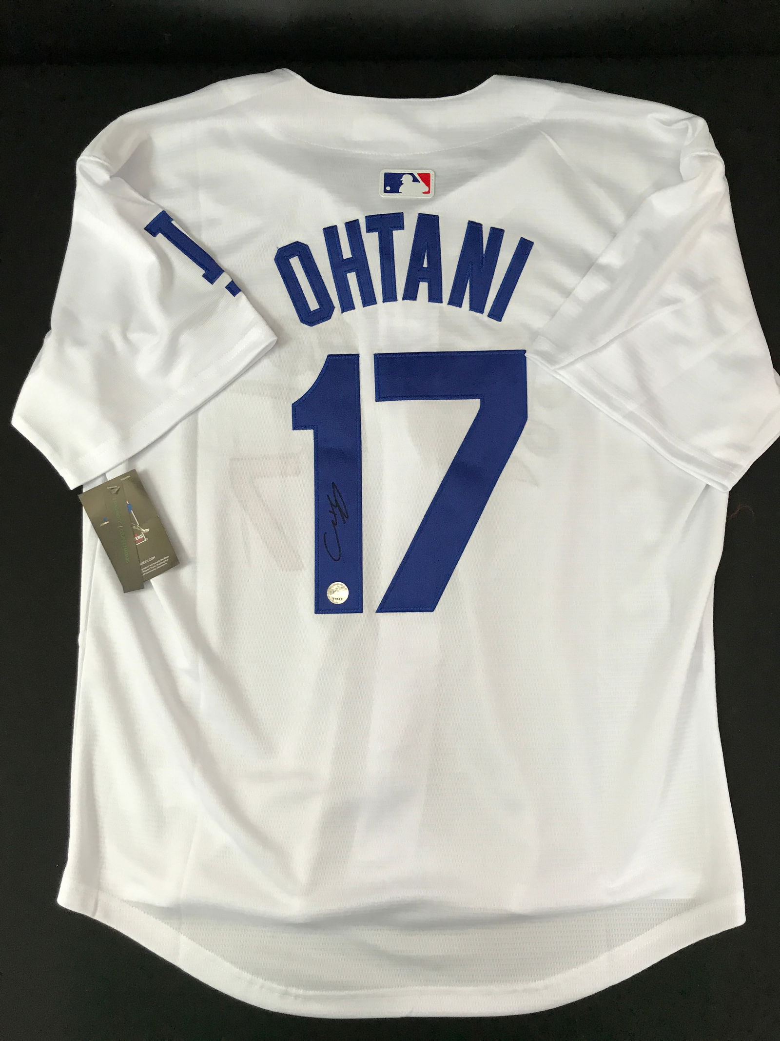 NEW WITH TAGS SHOHEI OHTANI L.A DODGERS SIGNED JERSEY (KB AUTHENTICS COA) (1 of 2)