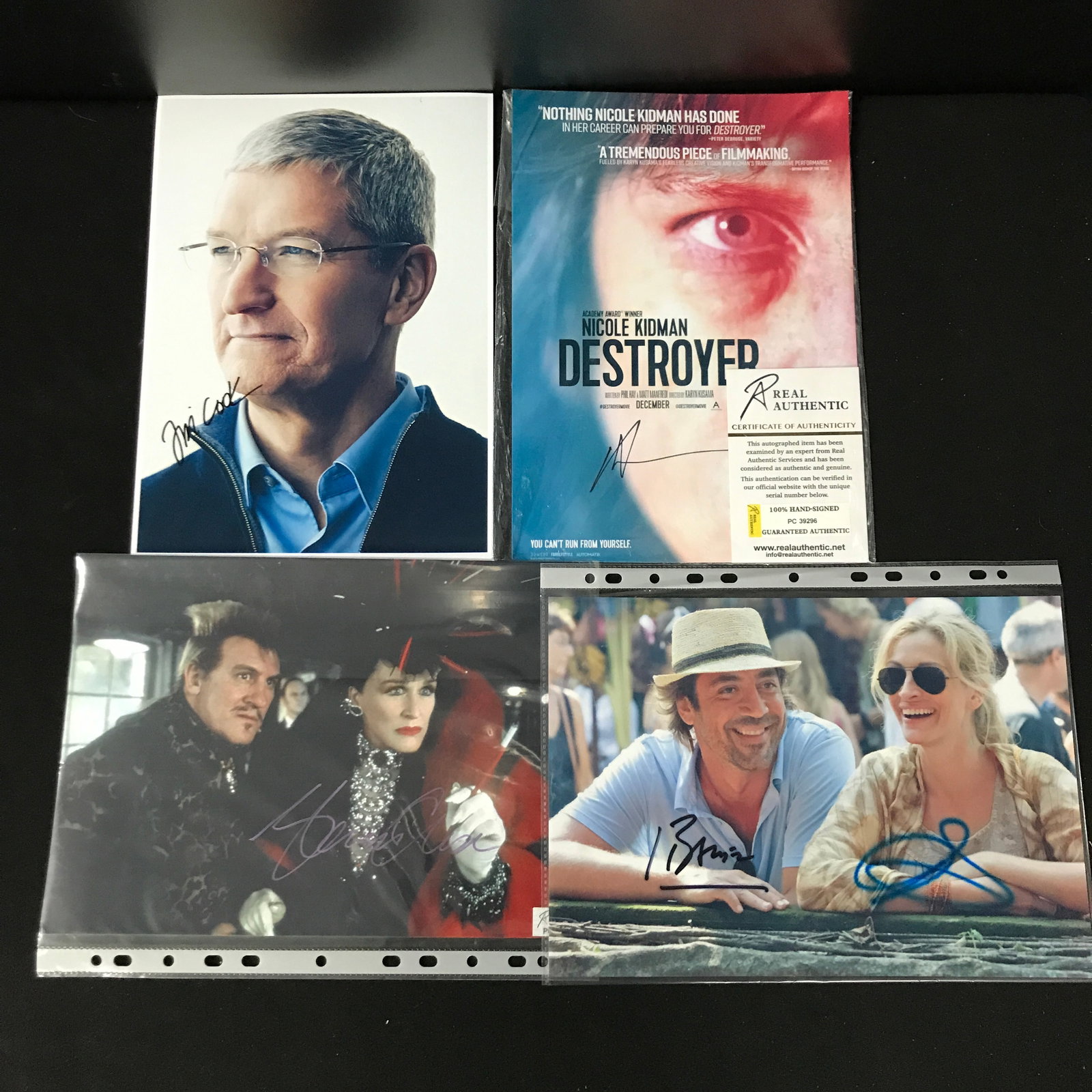 LOT OF 4 SIGNED 8X10 PHOTOS ( JULIA ROBERTS, NICOLE KIDMAN) (RA COA): Prices are in Canadian dollars