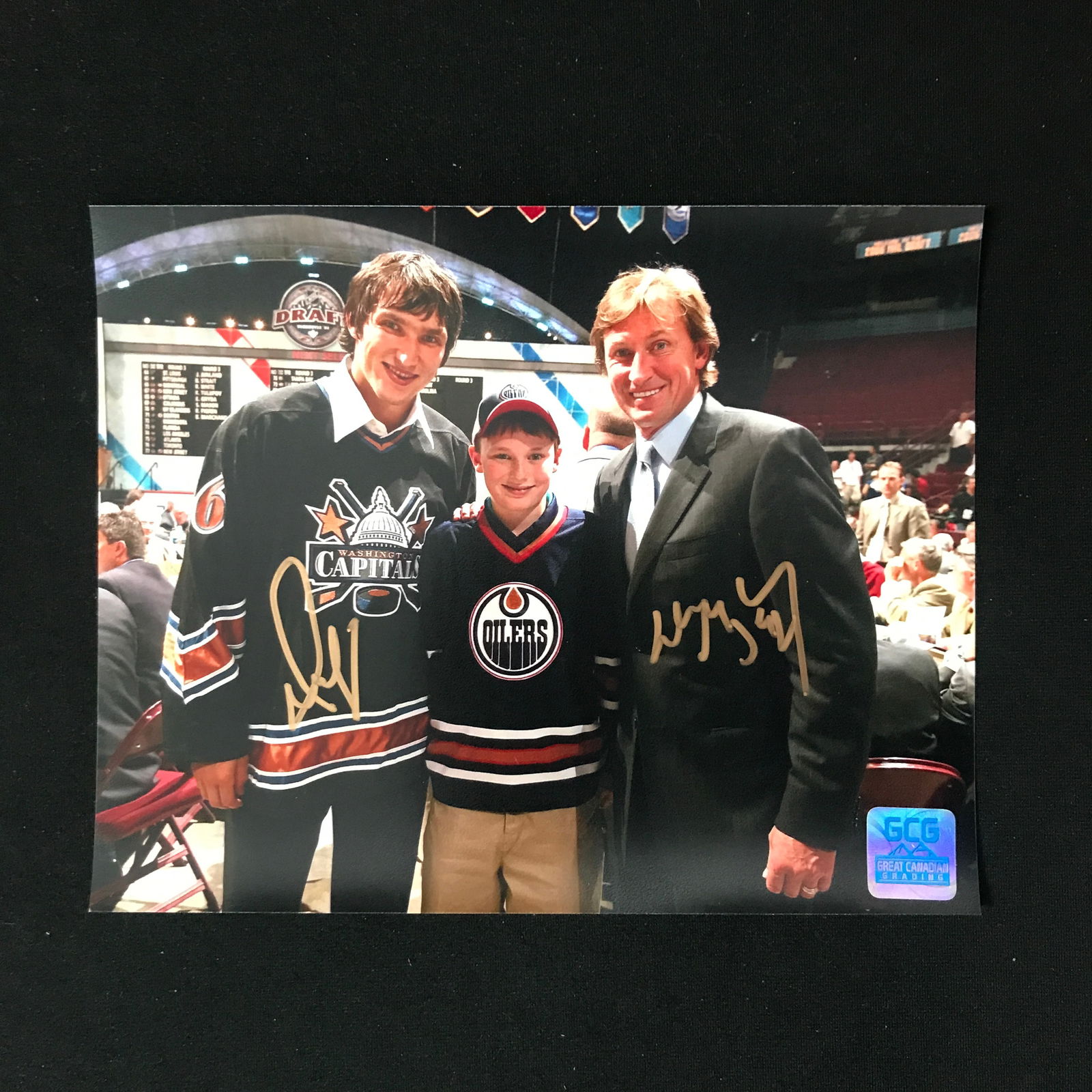WAYNE GRETZKY AND ALEXANDER OVECHKIN SIGNED 8 X 10 (GCG HOLO) (1 of 1)