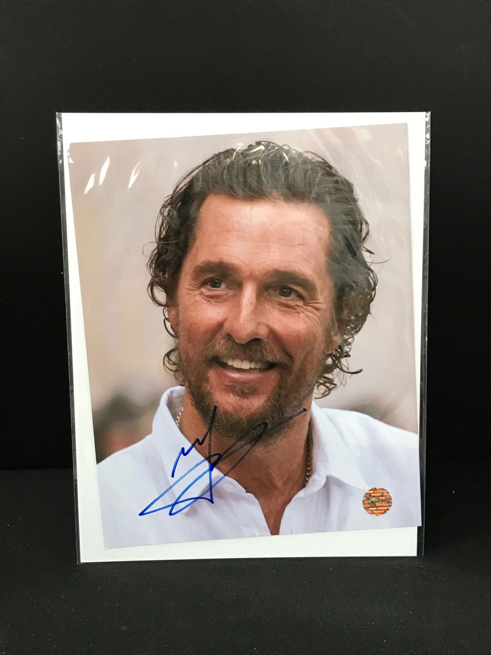 MATTHEW MCONAUGHEY SIGNED 8X10 (ELITE AUTHENTICATION COA) (1 of 2)