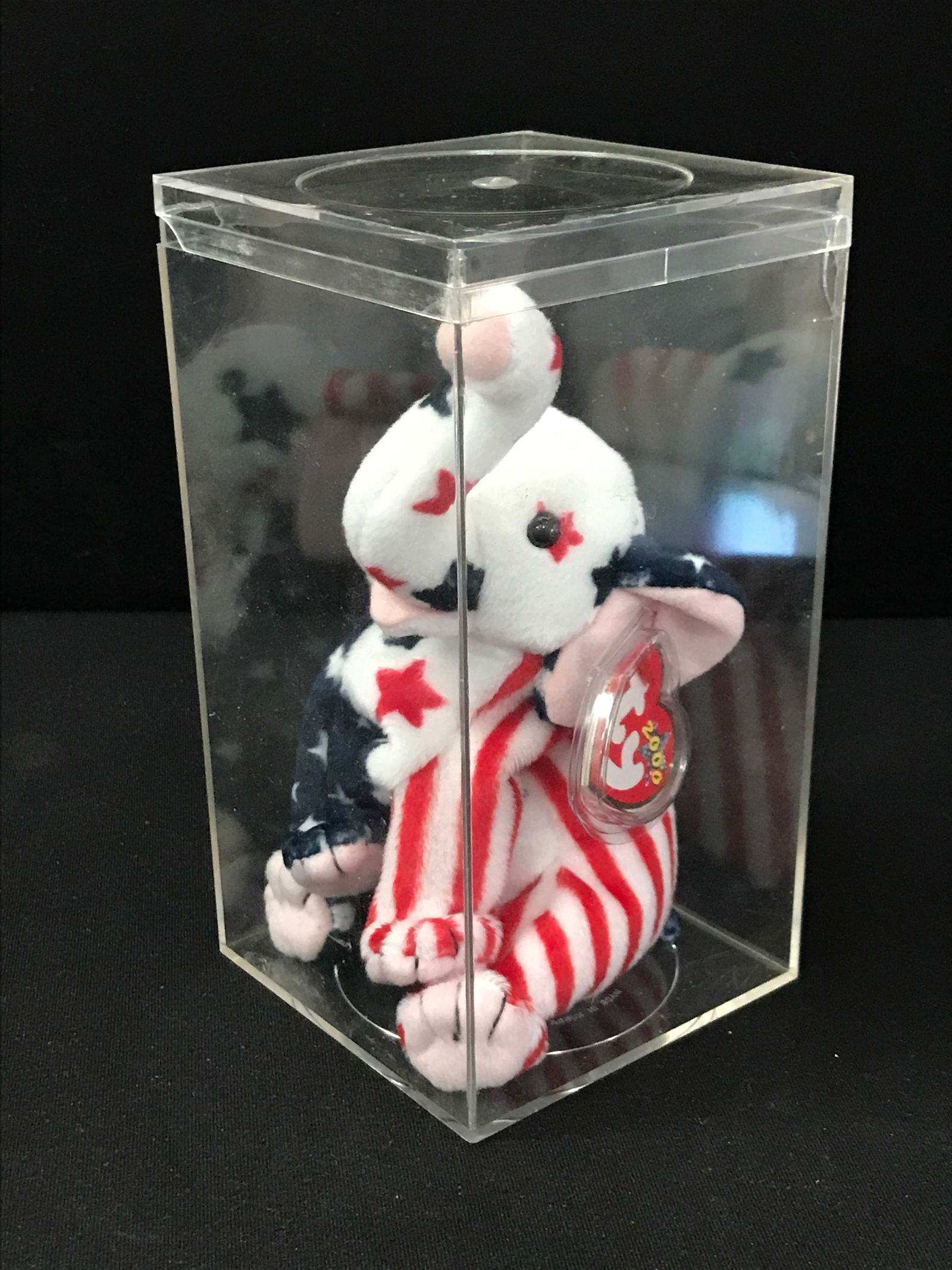 ENCASED RUGHT ELEPHANT BEANIE BABY WITH TAGS: Prices are in Canadian dollars