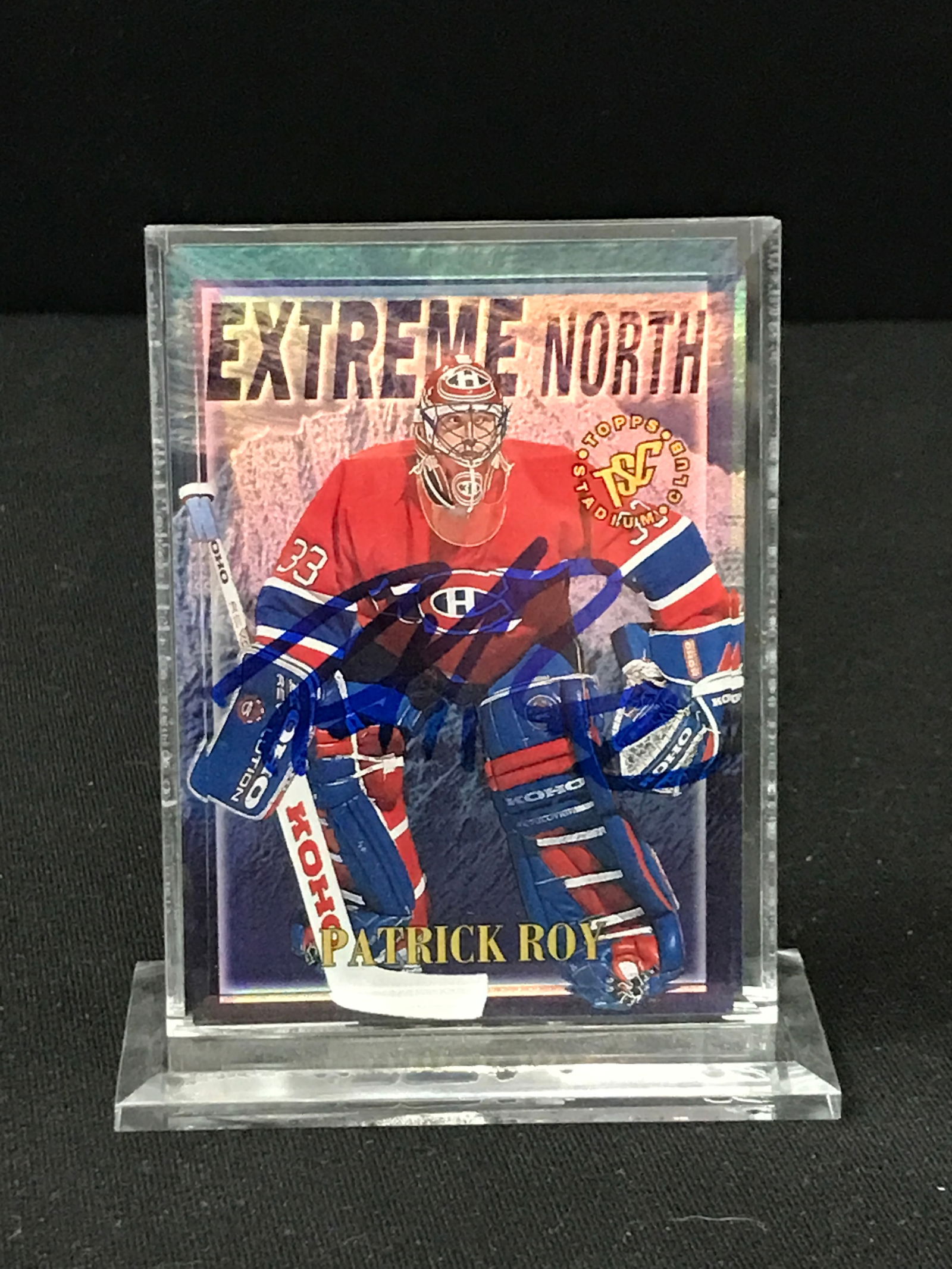 PATRICK ROY SIGNED TRADING CARD (1 of 1)