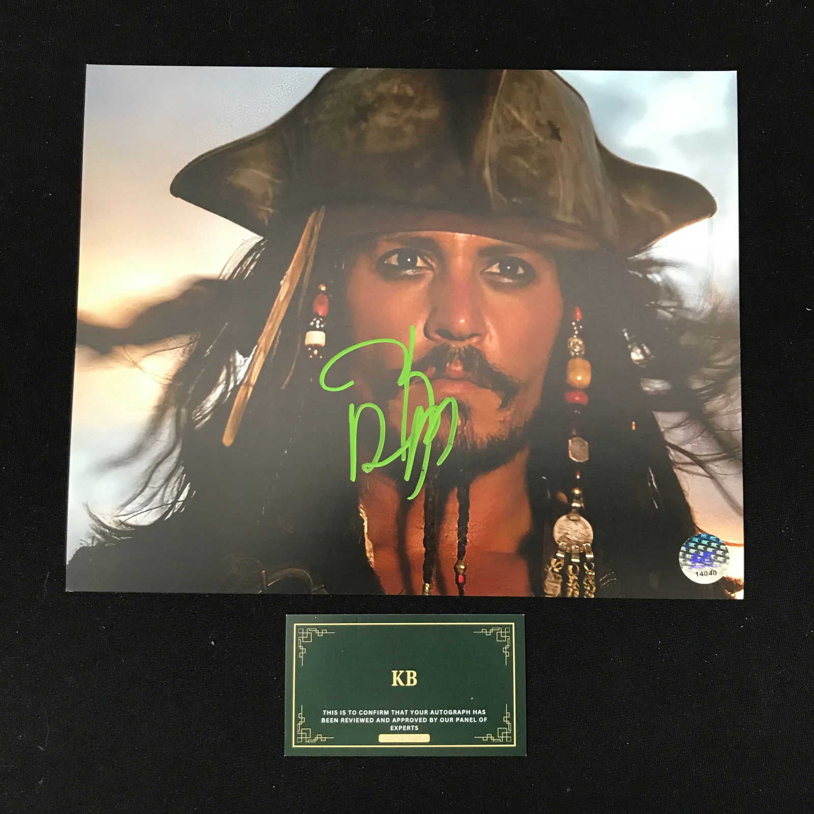 JOHNNY DEPP SIGNED PIRATES OF THE CARIBBEAN 8X10 (KB COA) (1 of 1)