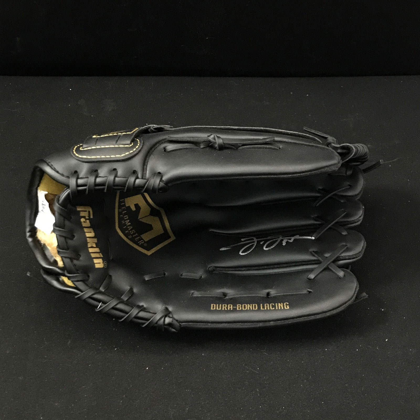 FRANK THOMAS SIGNED BASEBALL GLOVE SCHWARTZ SPORTS MEMORIBILLIA (1 of 3)