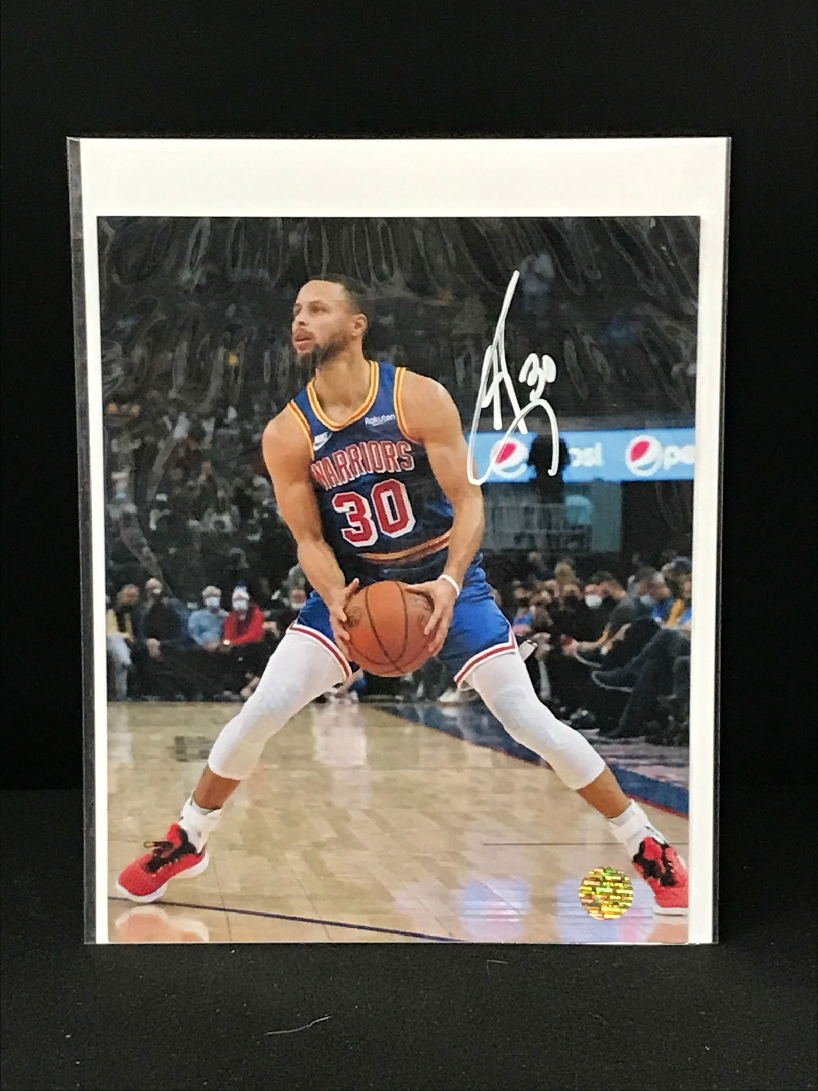 STEPHEN CURRY SIGNED 8X10 - ELITE AUTHENTICATION COA (1 of 2)
