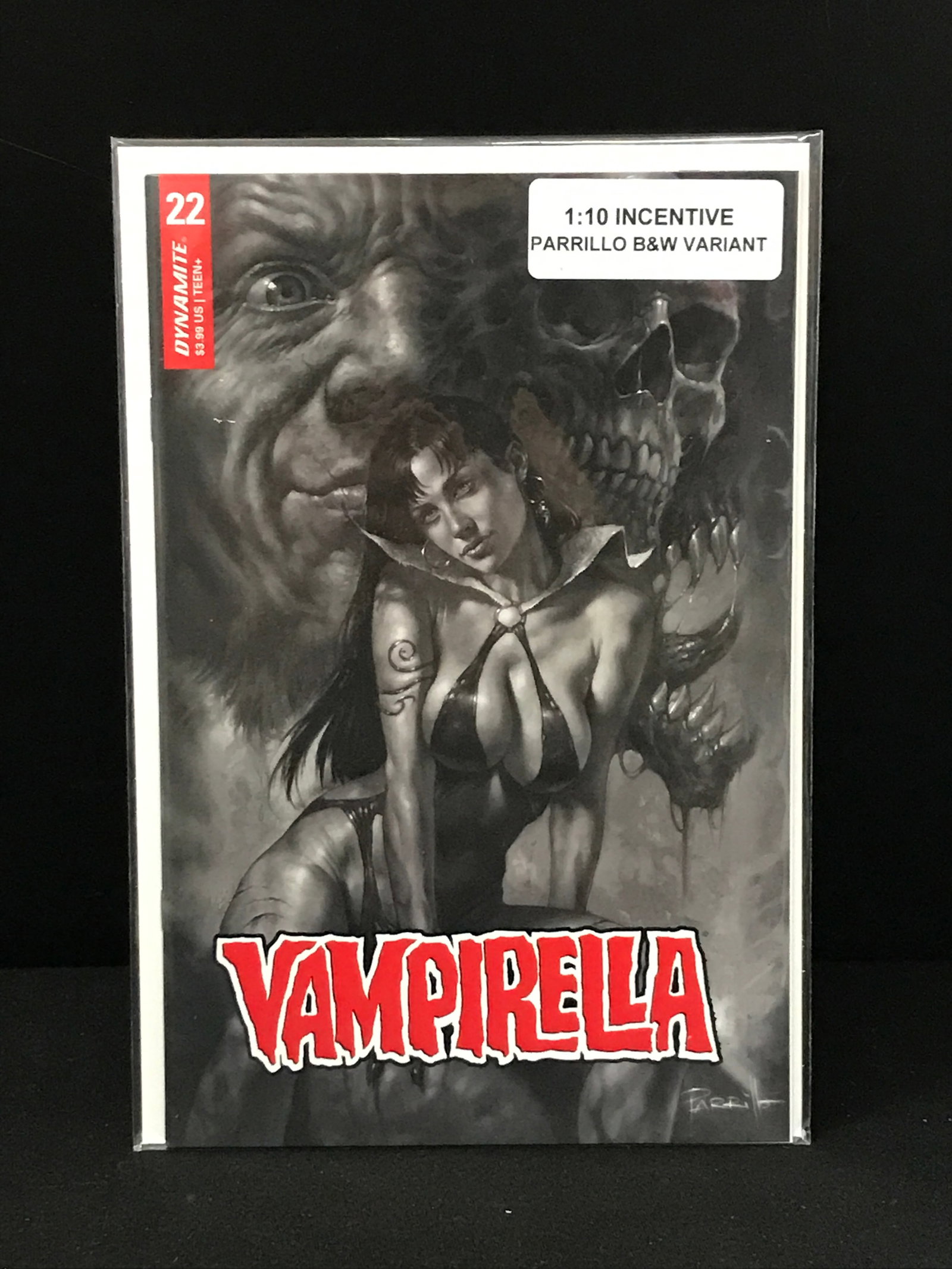 DYNAMITE COMICS NO.22 VAMPIRELLA 1:10 INCENTIVE (1 of 1)