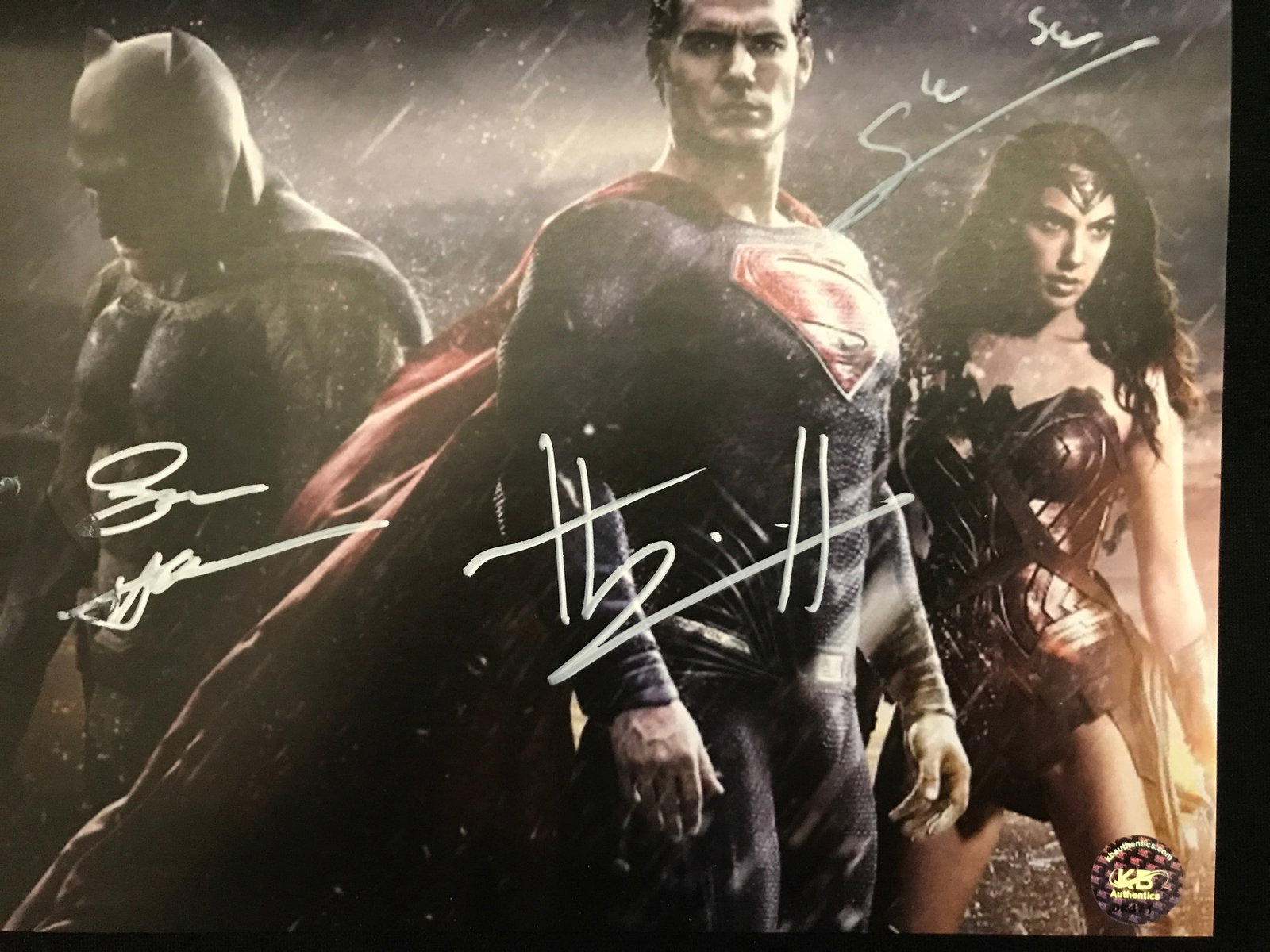 TRIPLE SIGNED JUSTICE LEGUE 8 X 10 BEN AFFLECK, HENRY CAVILL AND GAL GADOT 8X10 - KB COA: Prices are in Canadian dollars